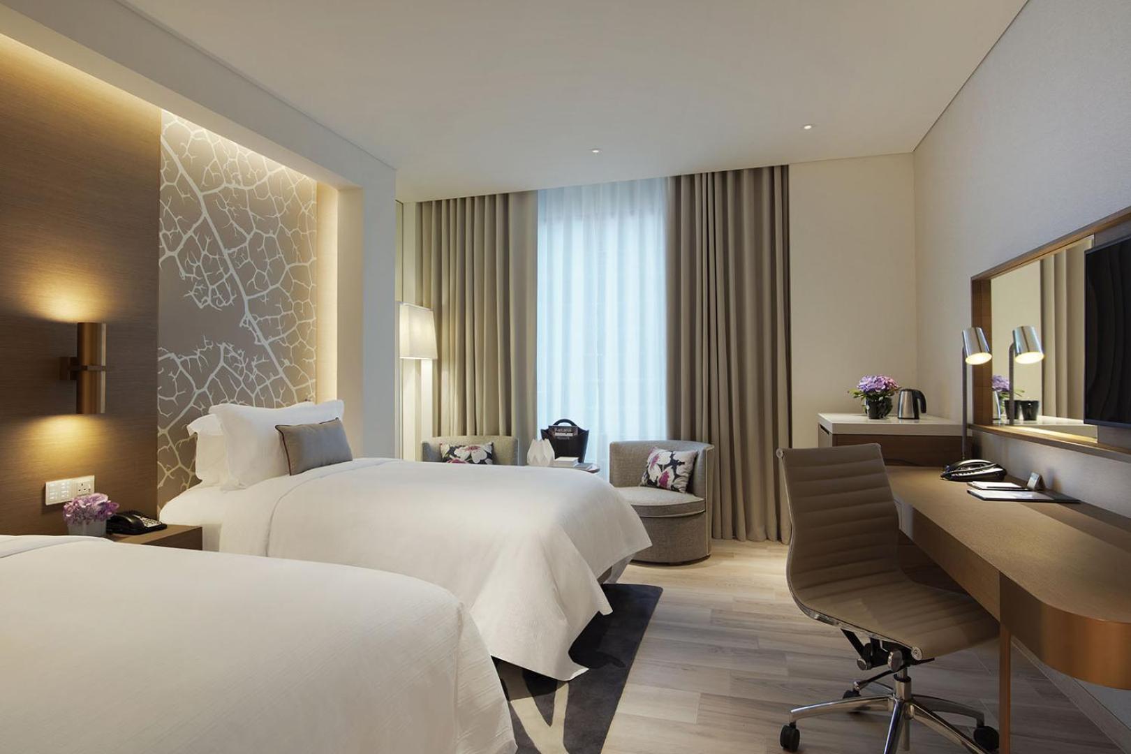 Family Connecting Rooms - King and Twin Beds