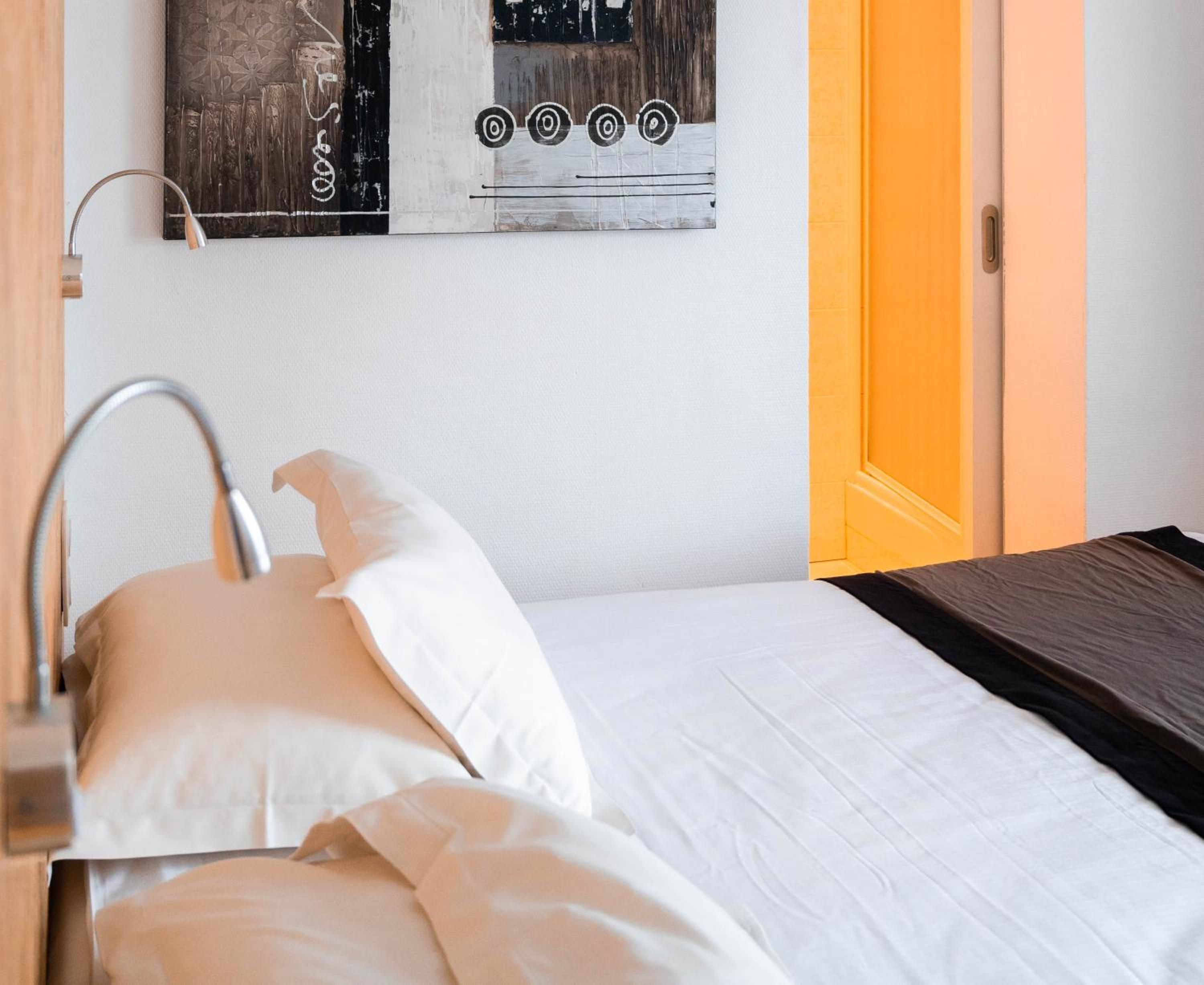Standard Double Room - Photo 1