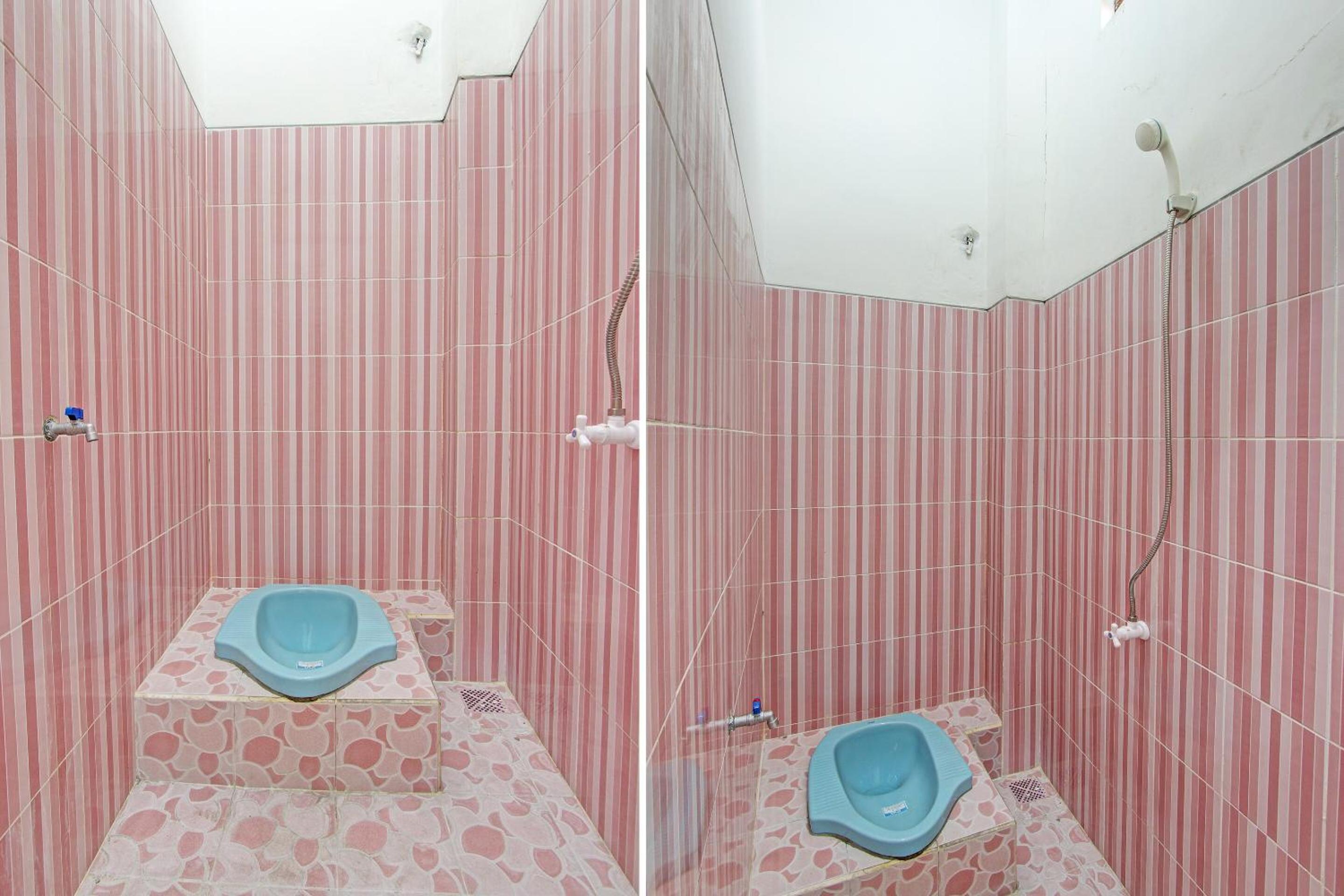 Budget Double Room - Photo 9