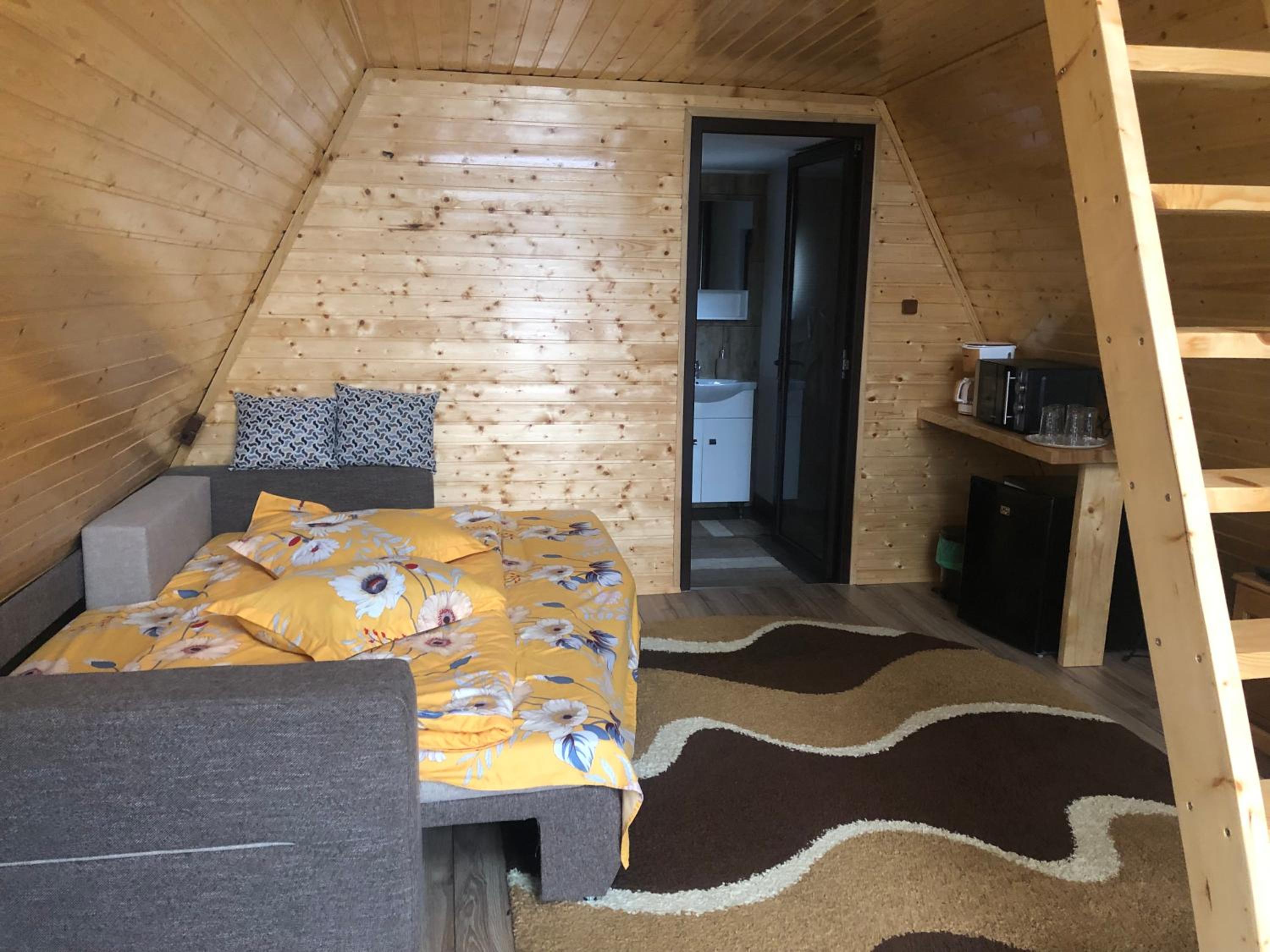 One-Bedroom House photo 2