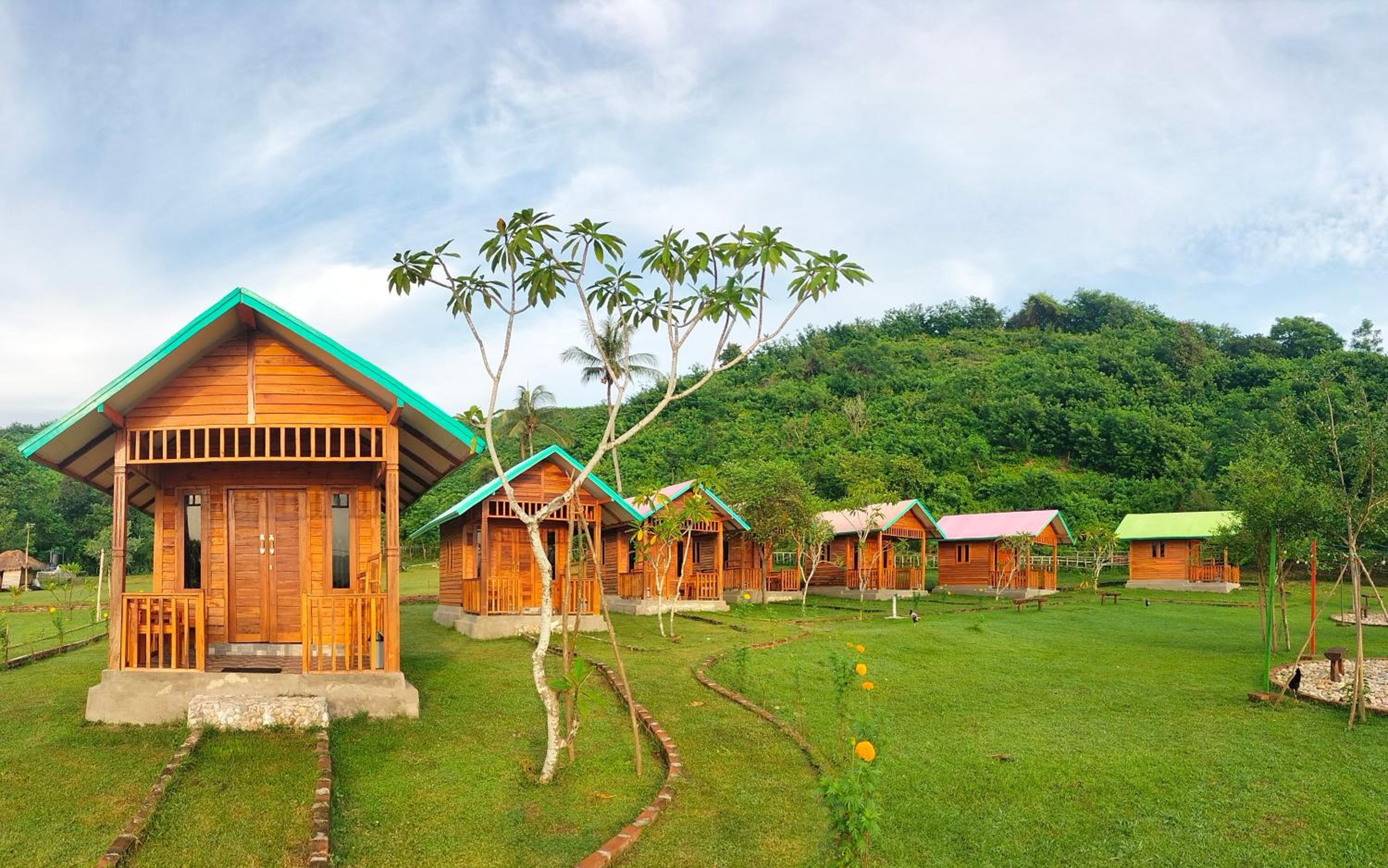 Deluxe Double Room with Balcony and Sea View - Photo 25
