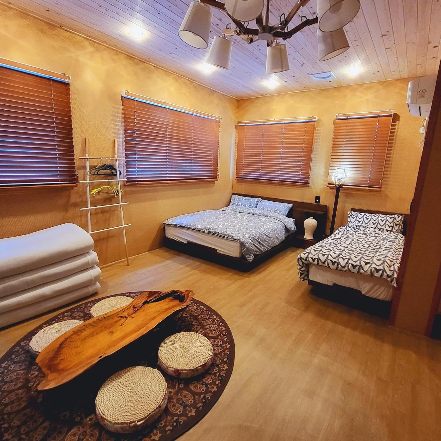 Deluxe Family Suite