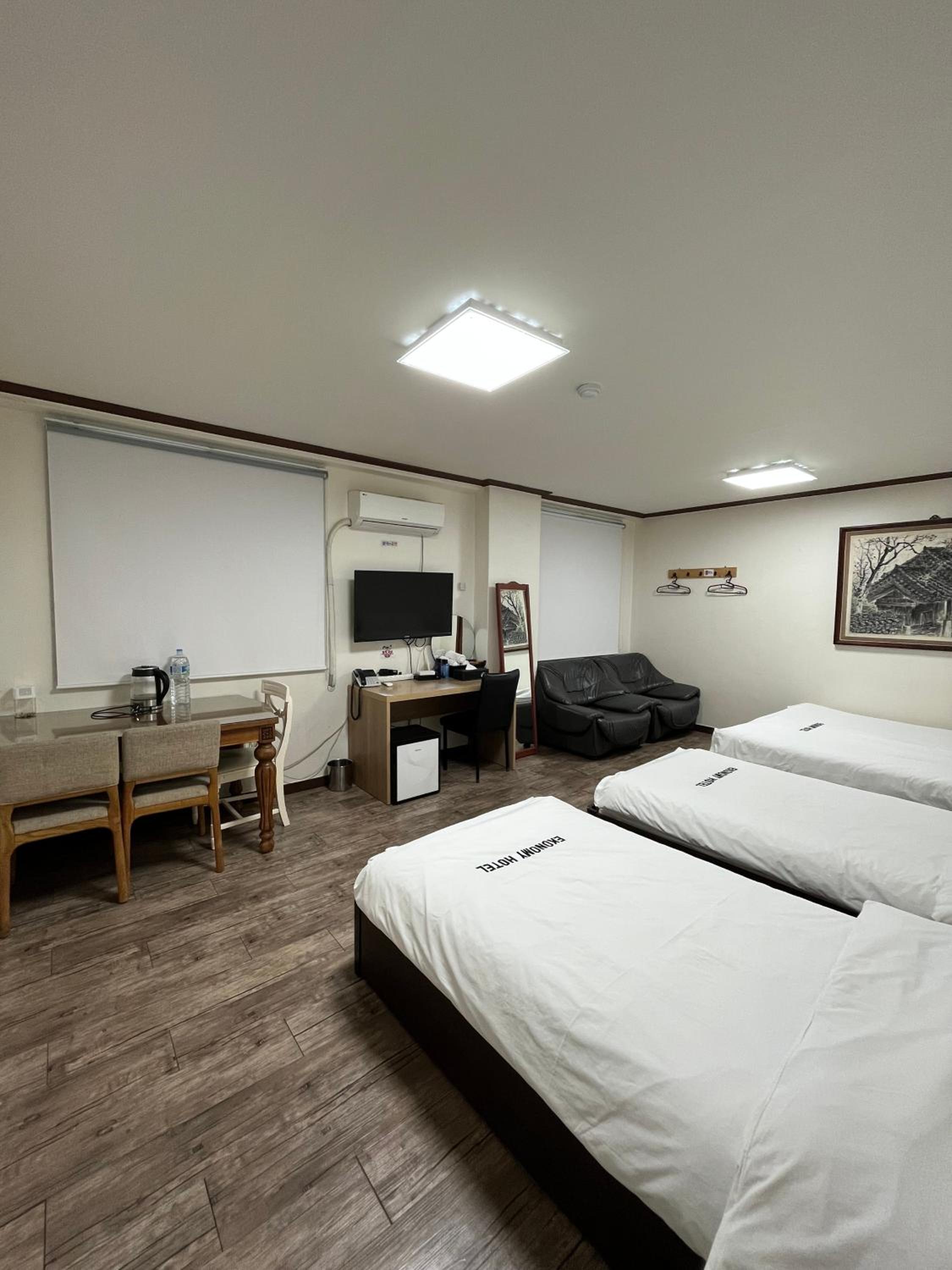 Triple Room photo 2