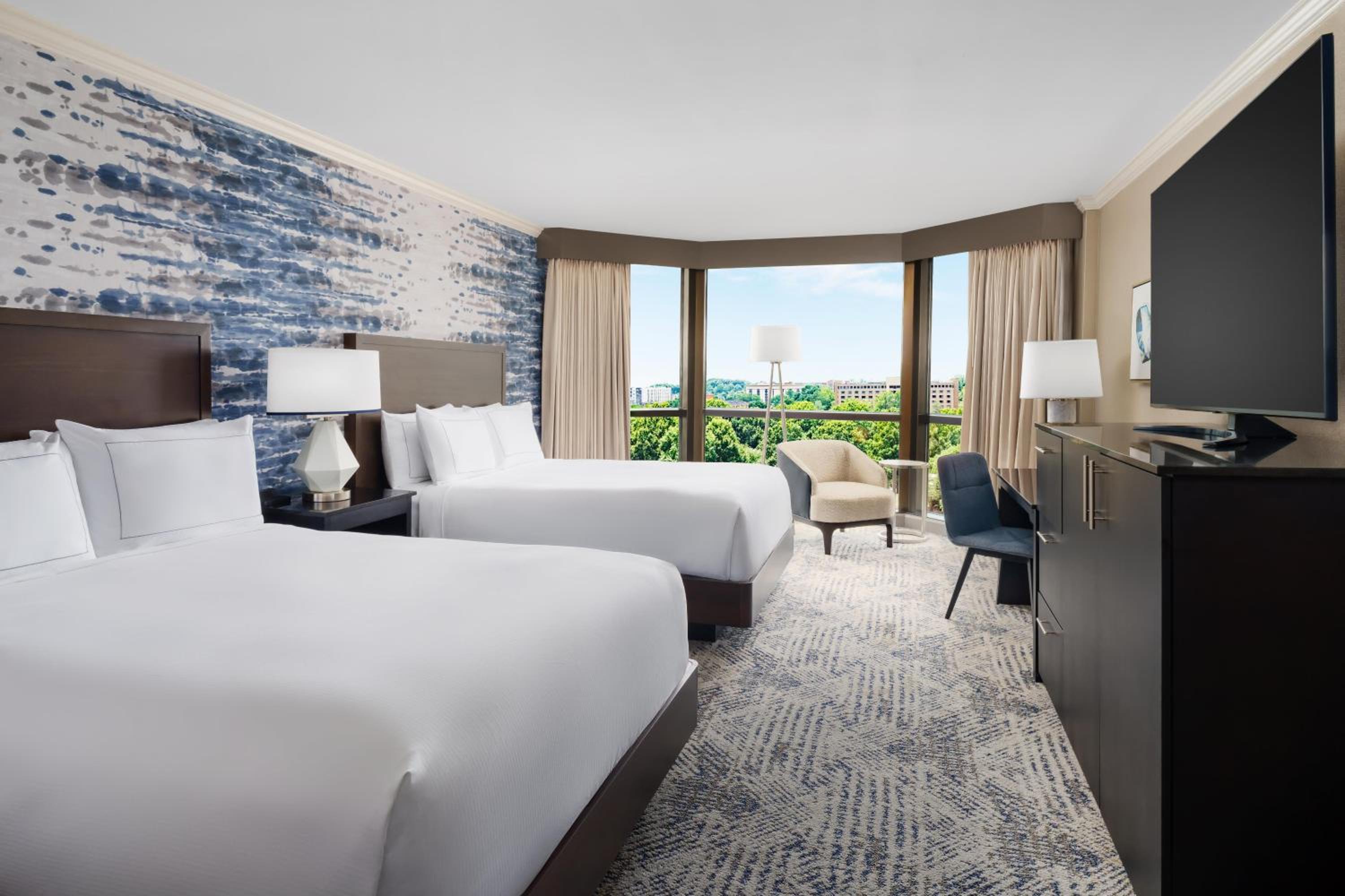 Deluxe Queen Room with Two Queen Beds
