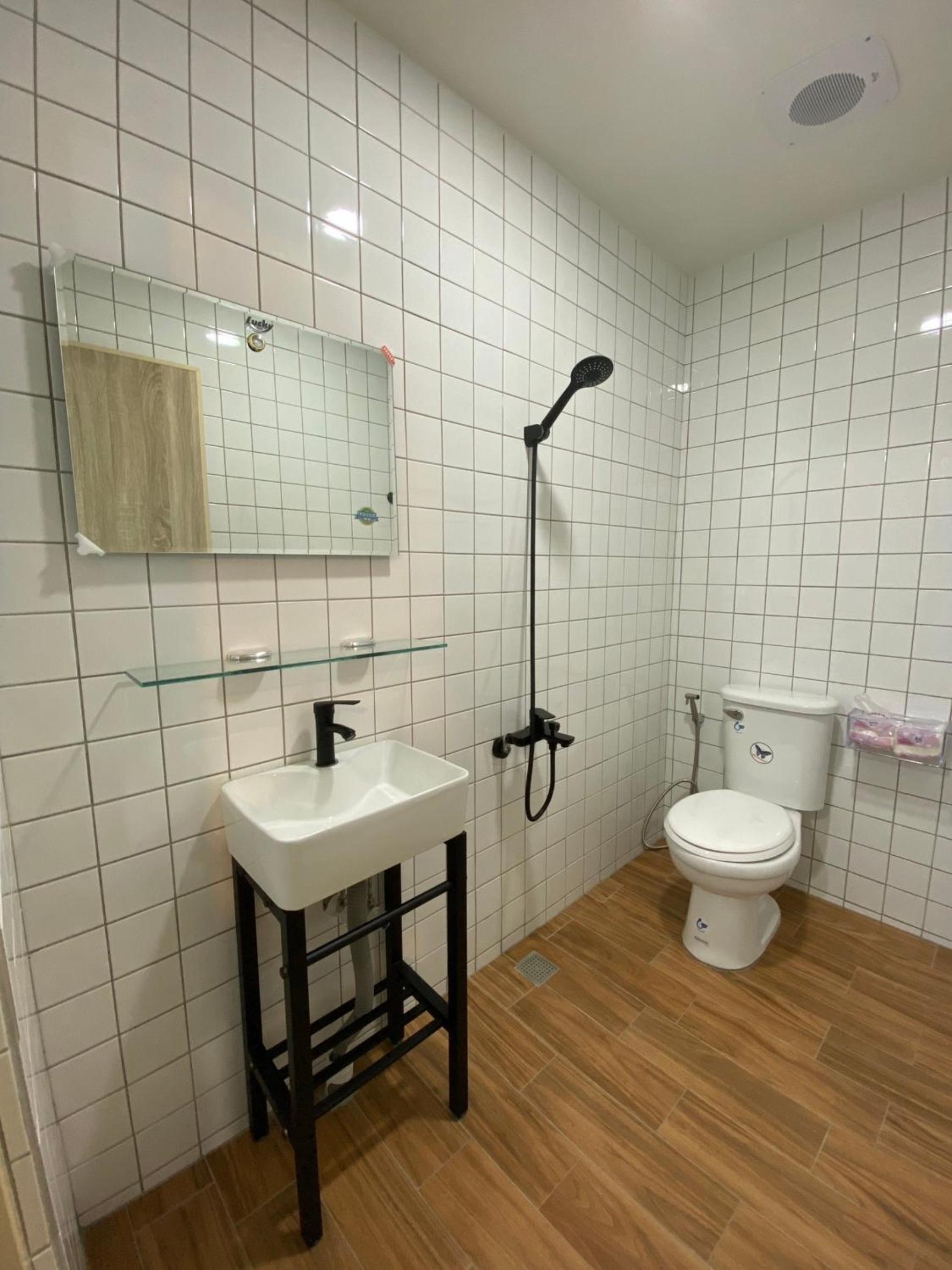 4-Bed Mixed Dormitory Room photo 3