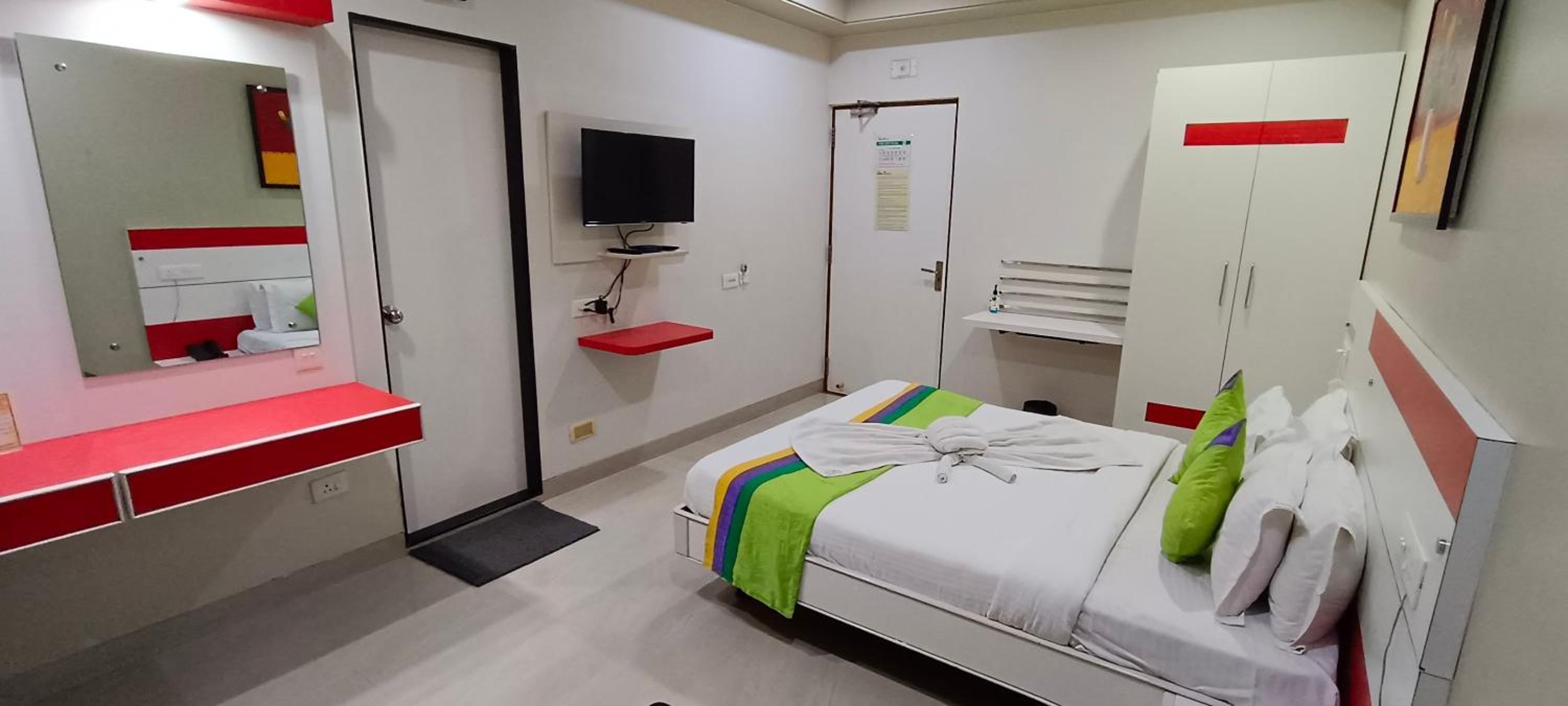 Deluxe Double Room photo 3