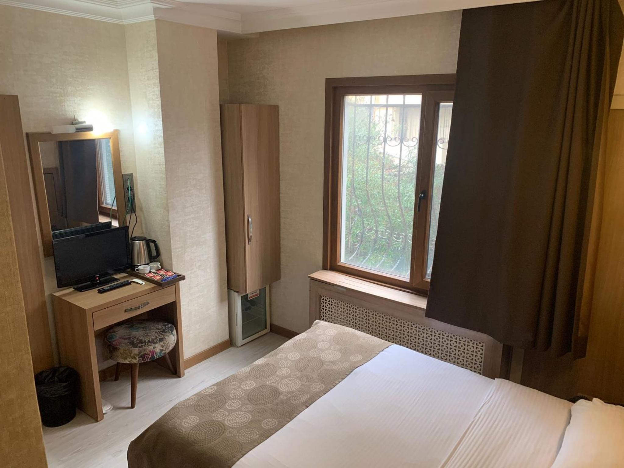 Budget Single Room