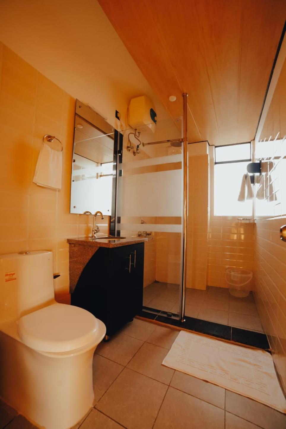 Deluxe King Room photo 3