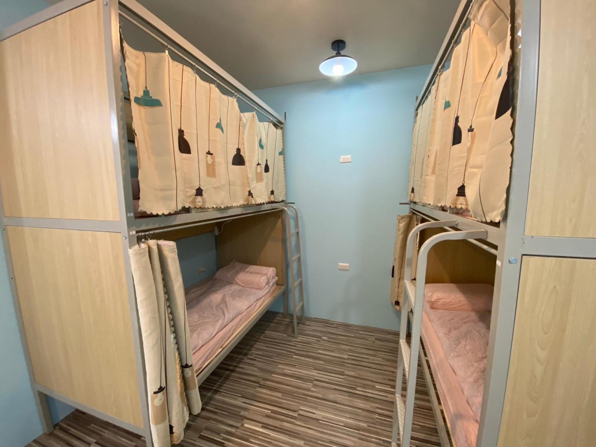 4-Bed Female Dormitory Room photo 1
