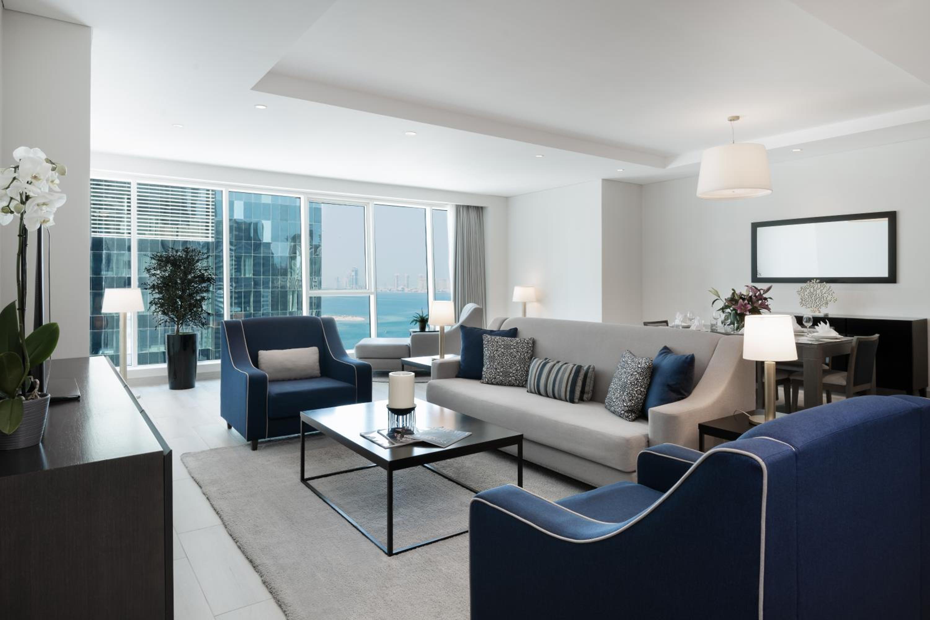 Executive Two Bedroom Partial Seaview Residence - Photo 2