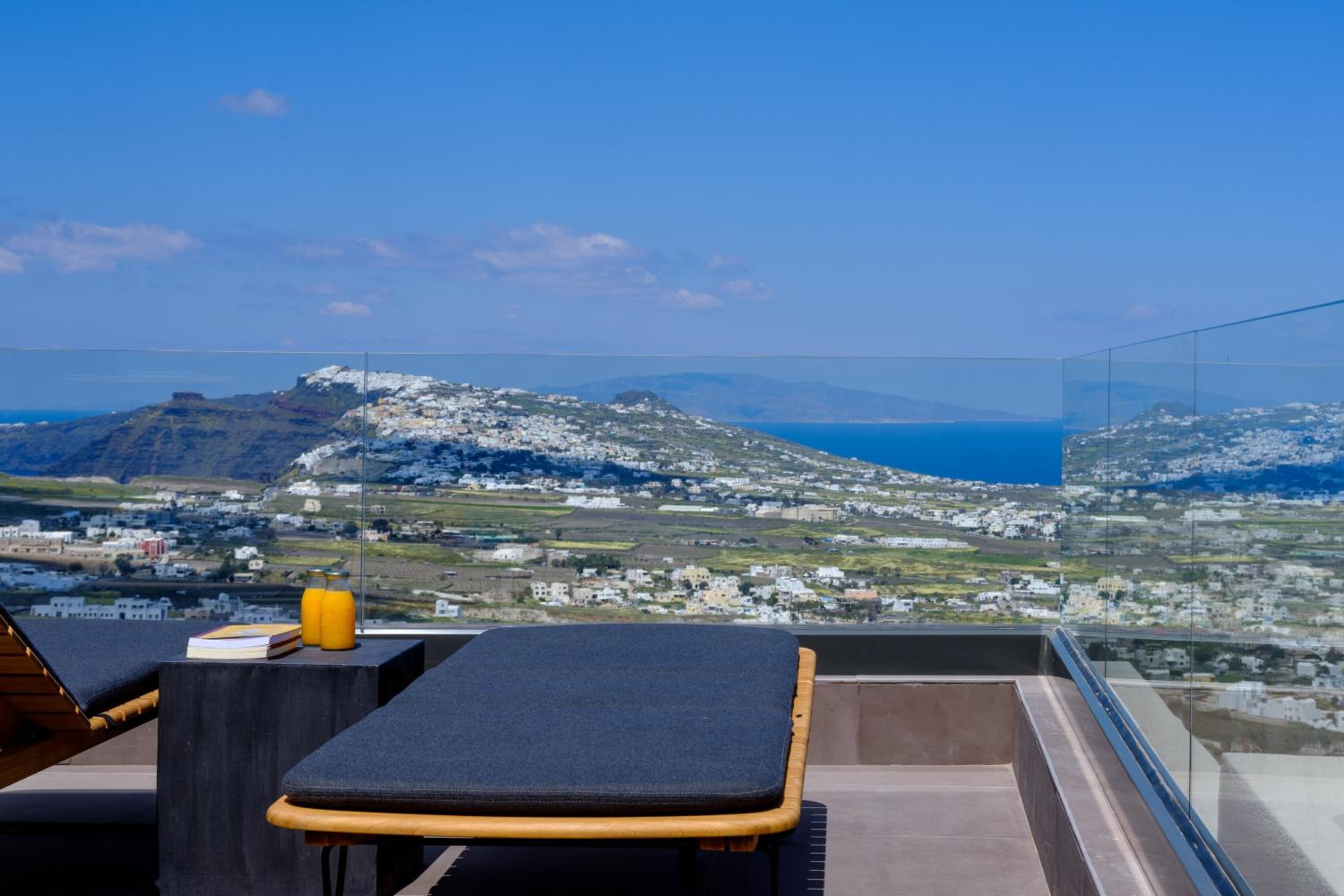Honeymoon Suite with Outdoor heated private Jetted tub and Sea View - Photo 27