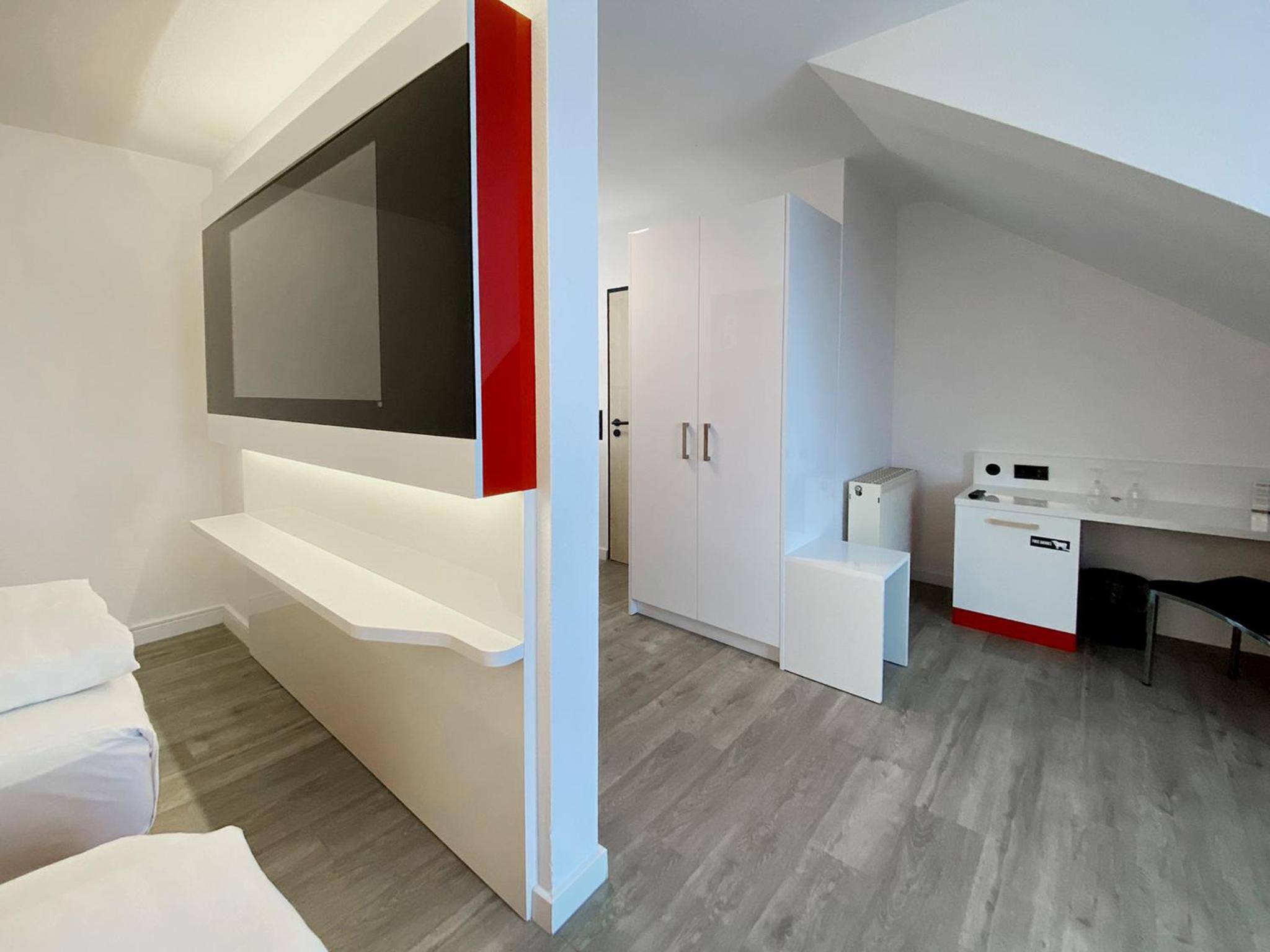 Large Double Room photo 2