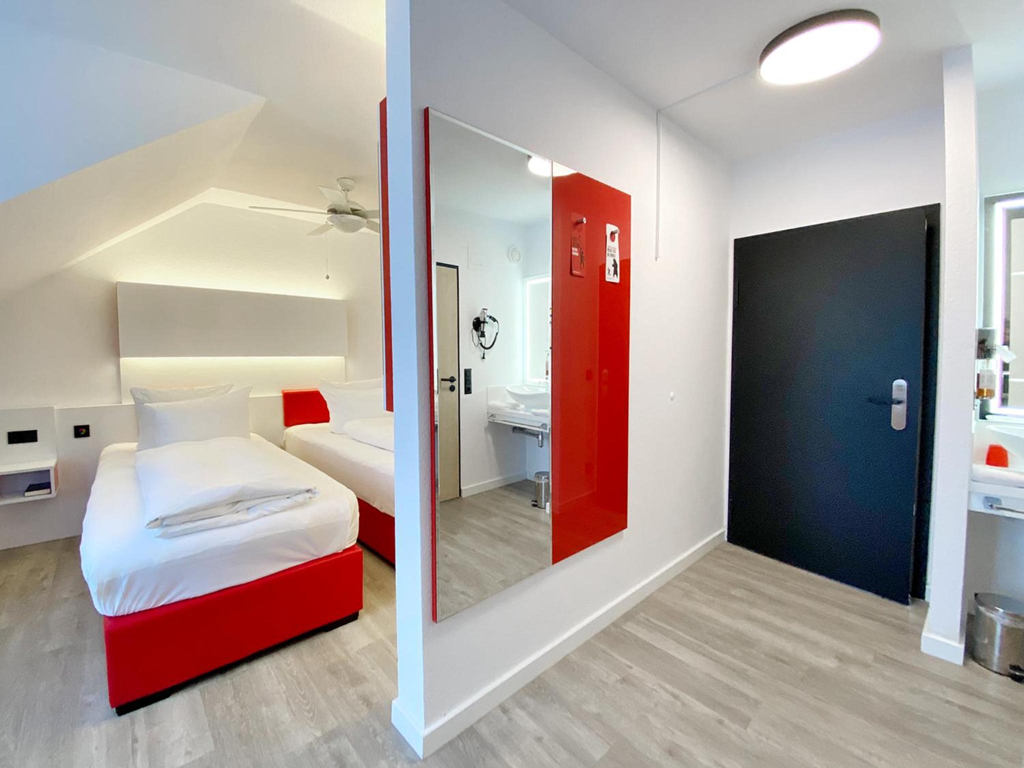 Large Double Room photo 3