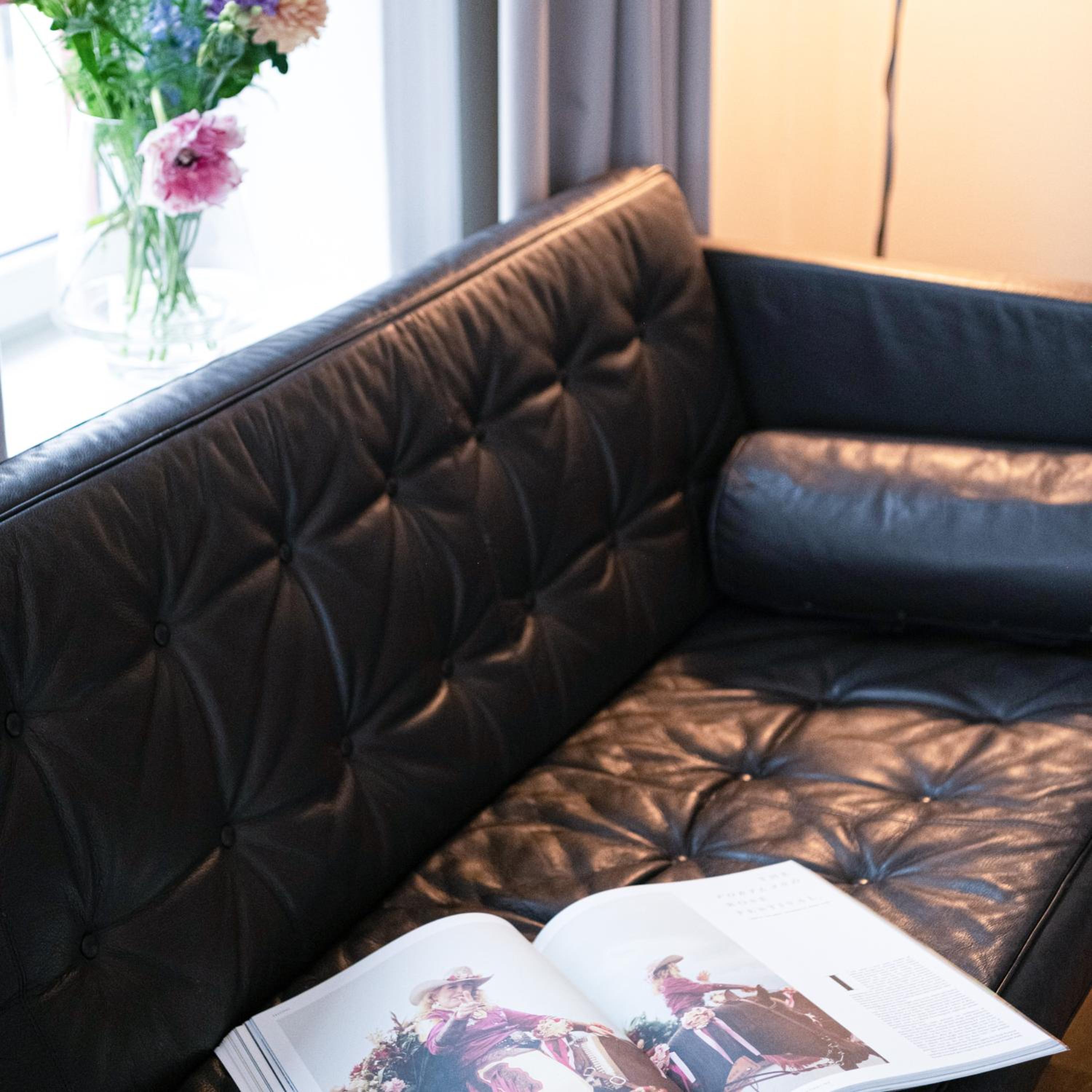 Deluxe Double Room with Bath - Photo 5