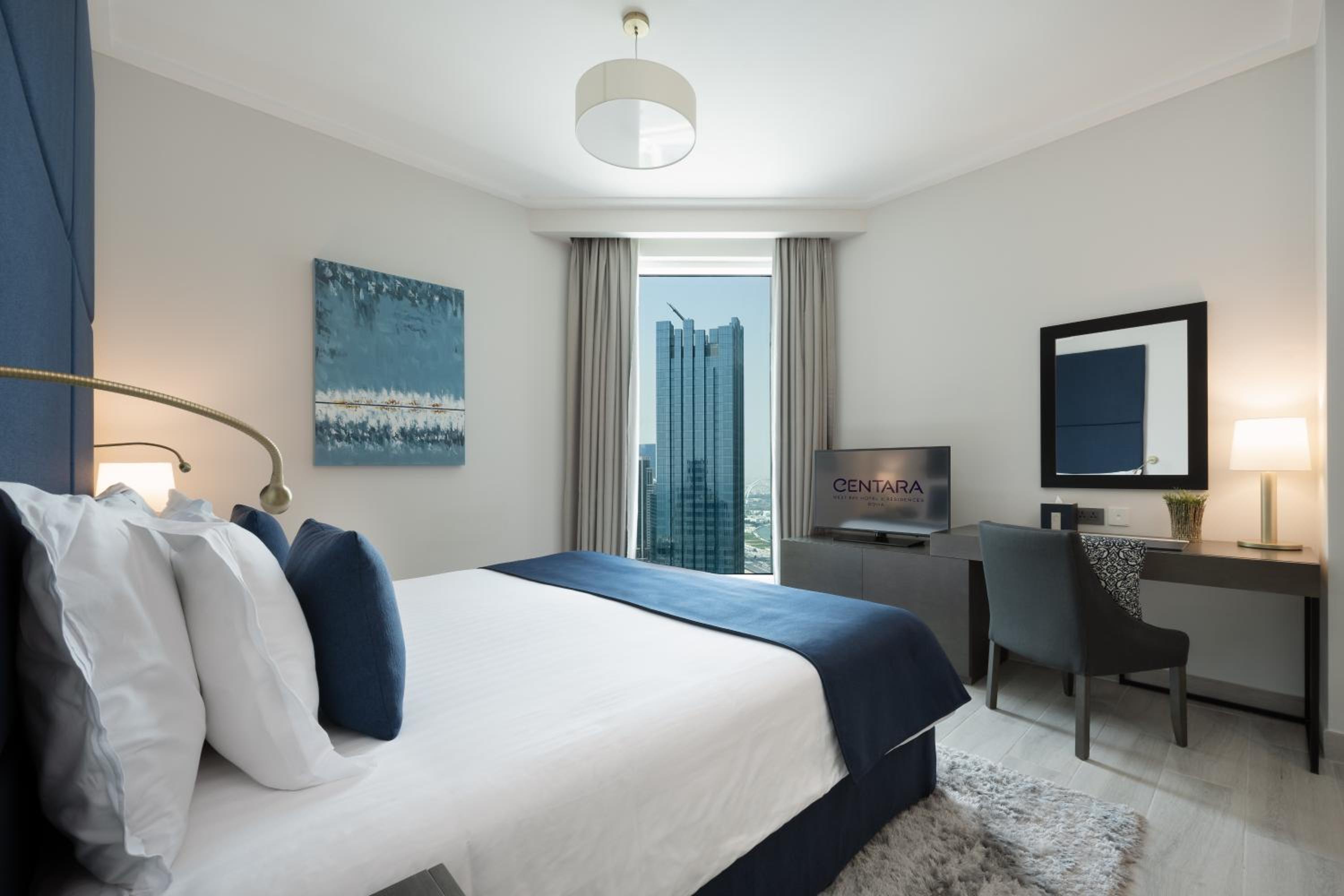 Executive Two Bedroom Seaview Residence - Photo 4