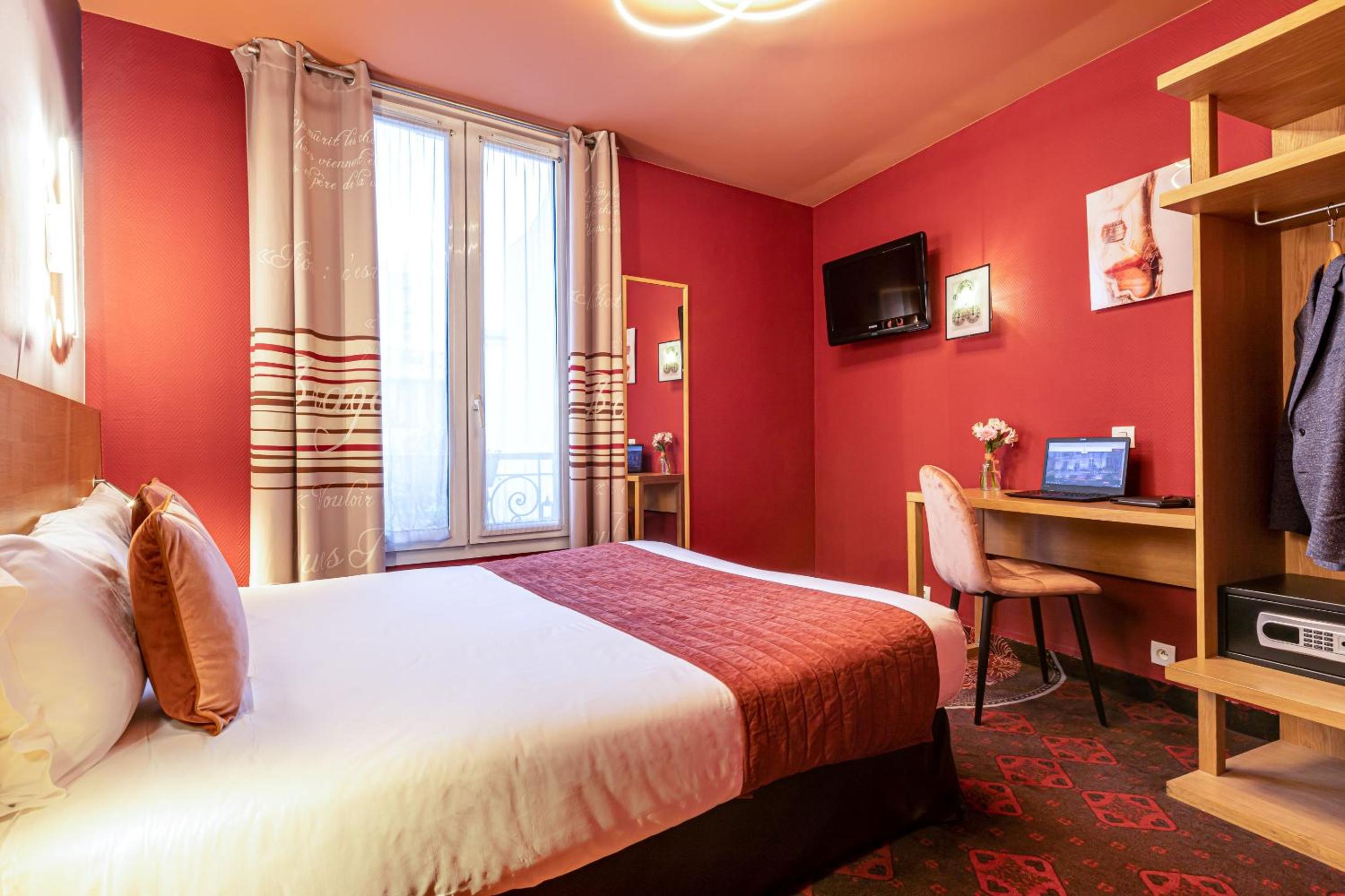 Two Adjacent Classic Double Rooms