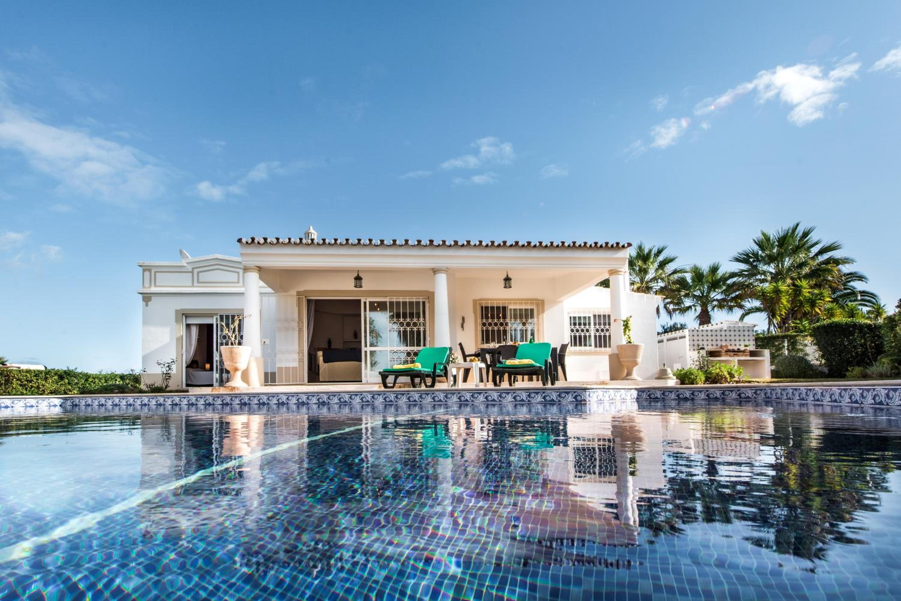 Villa with Private Pool photo 3