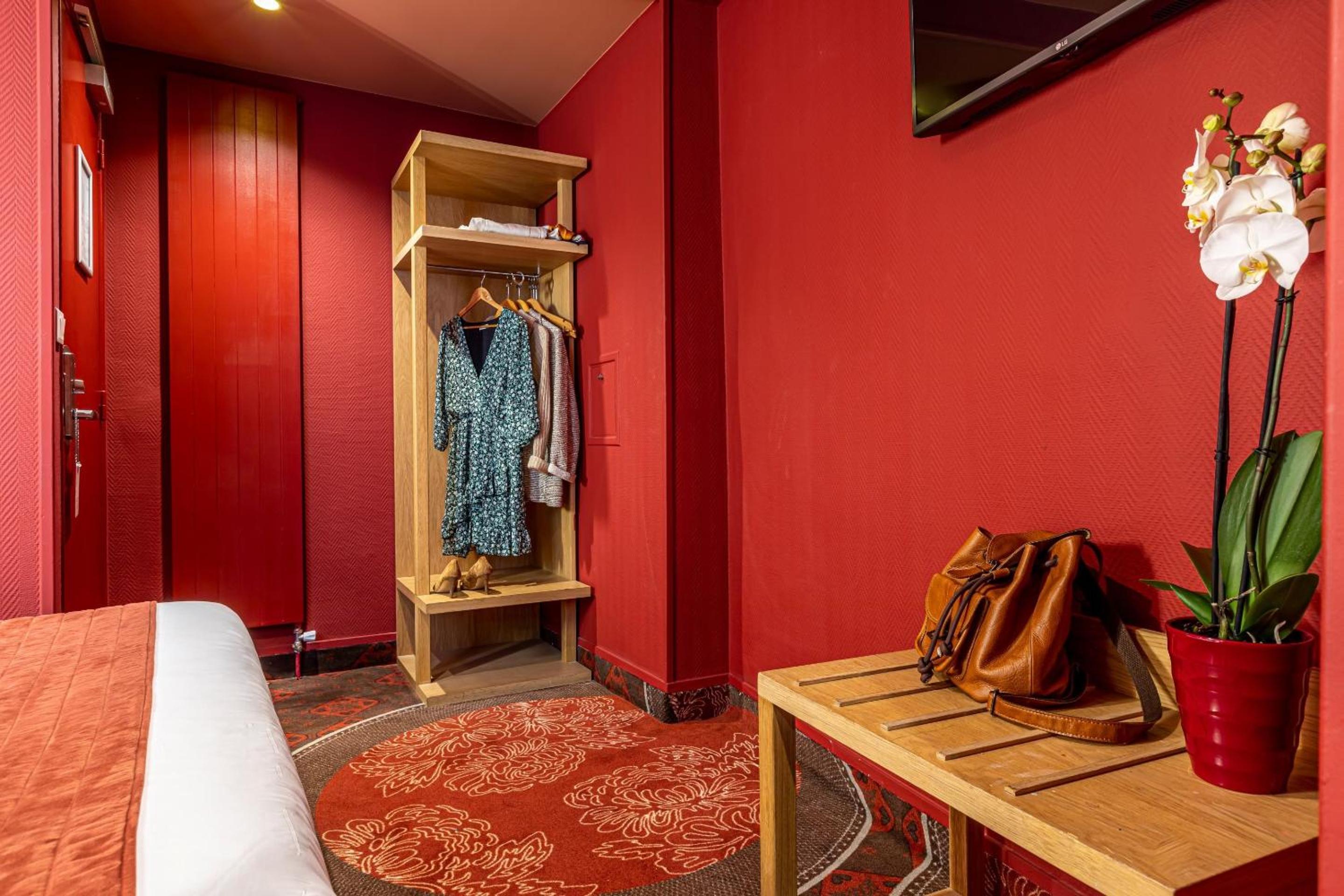 Comfort Double Room thumbnail 6