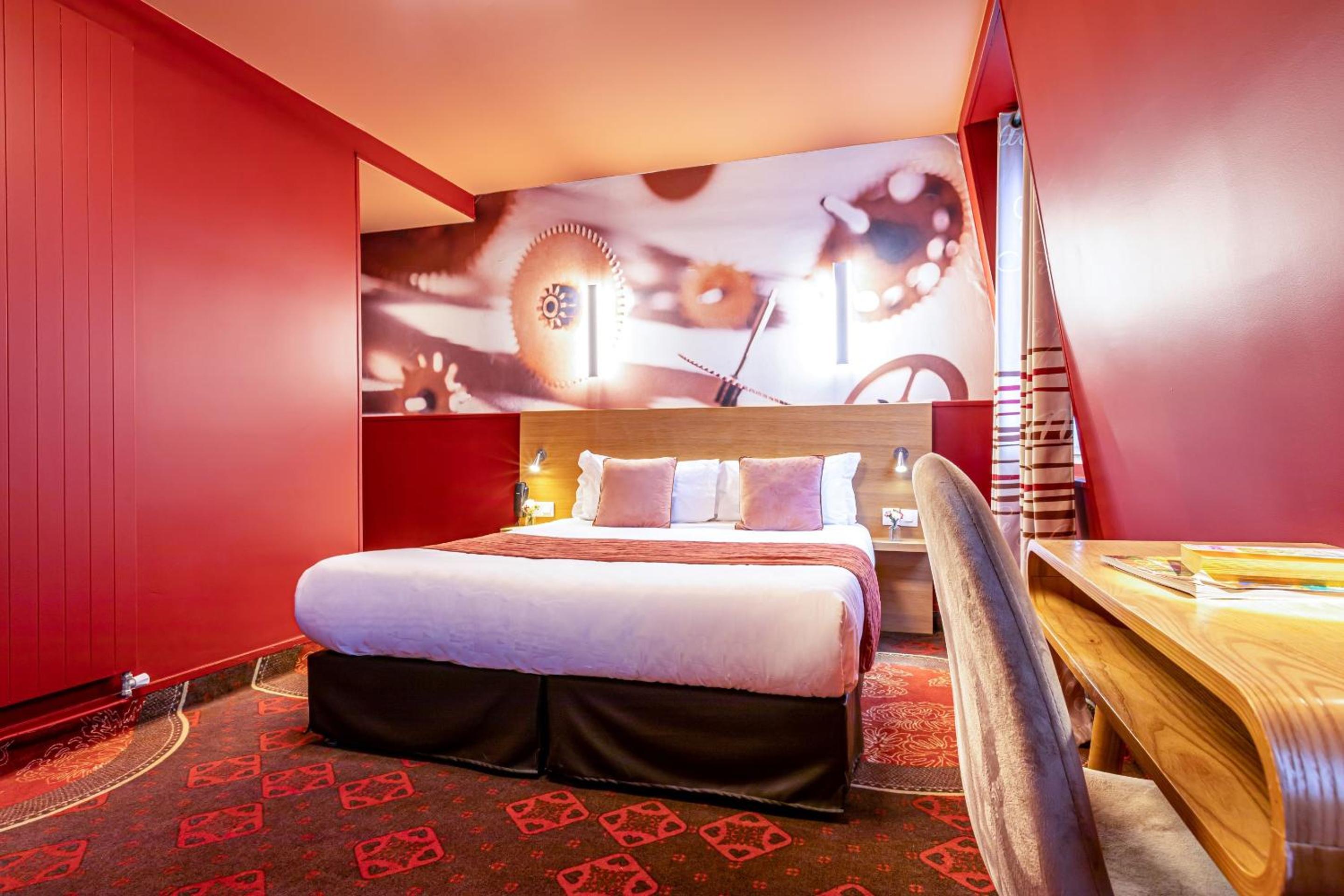 Triple Room (2 Adults + 1 Child)