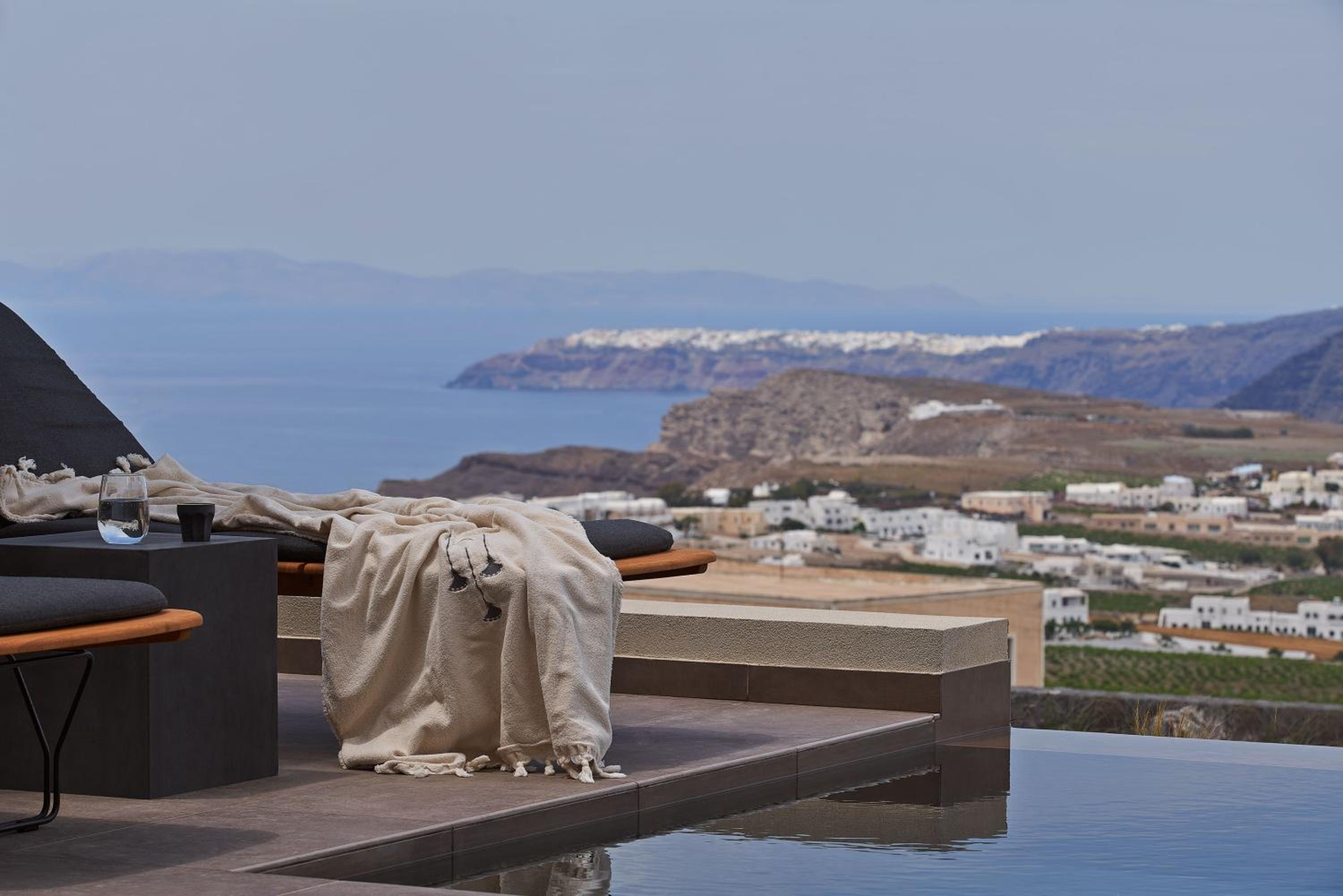 Executive Two Bedroom Suite with Private Heated Pool and Caldera View - Photo 33
