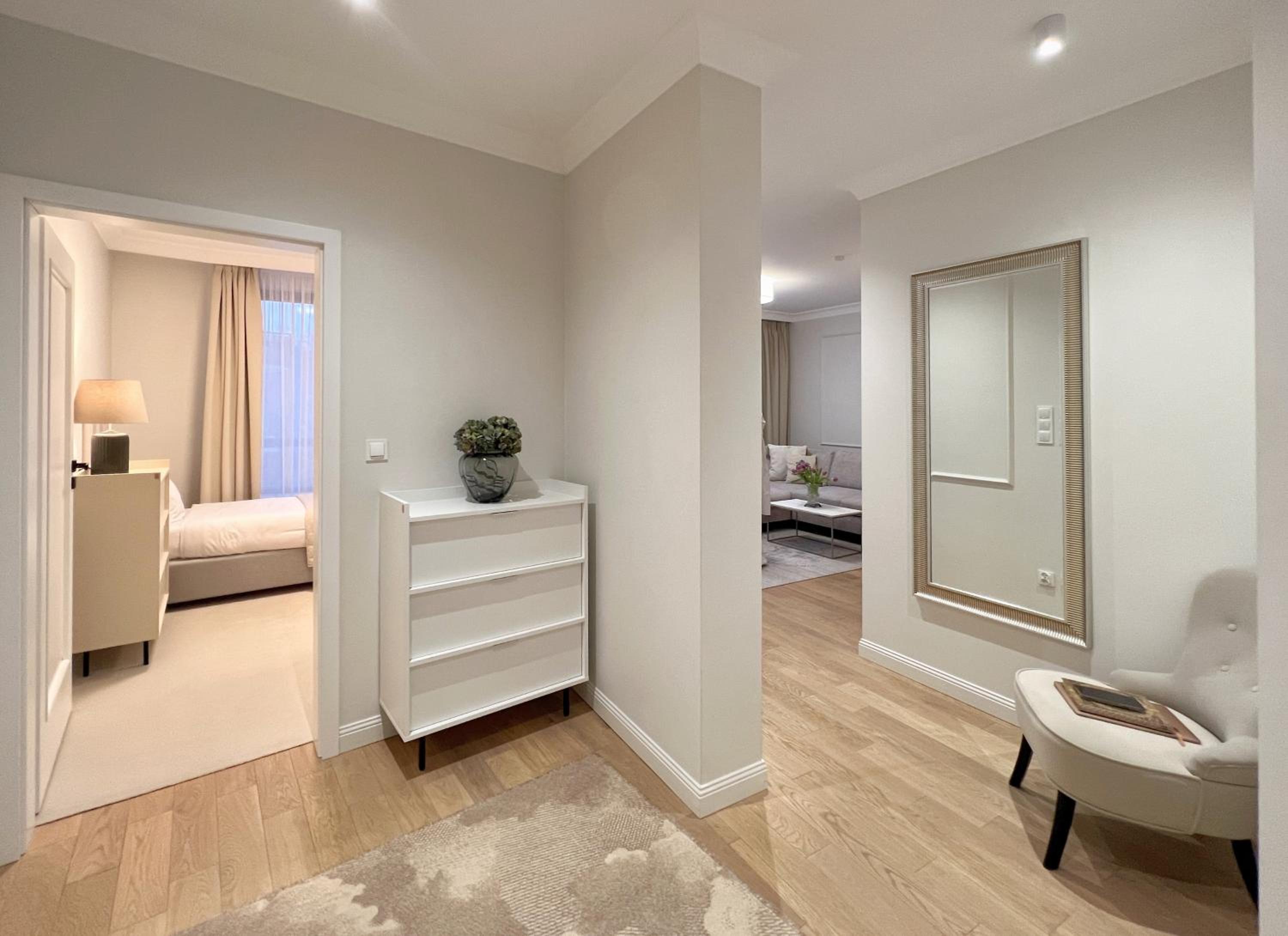 Two-Bedroom Suite - Photo 4
