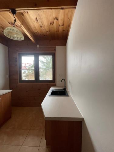 Four-Bedroom House photo 2