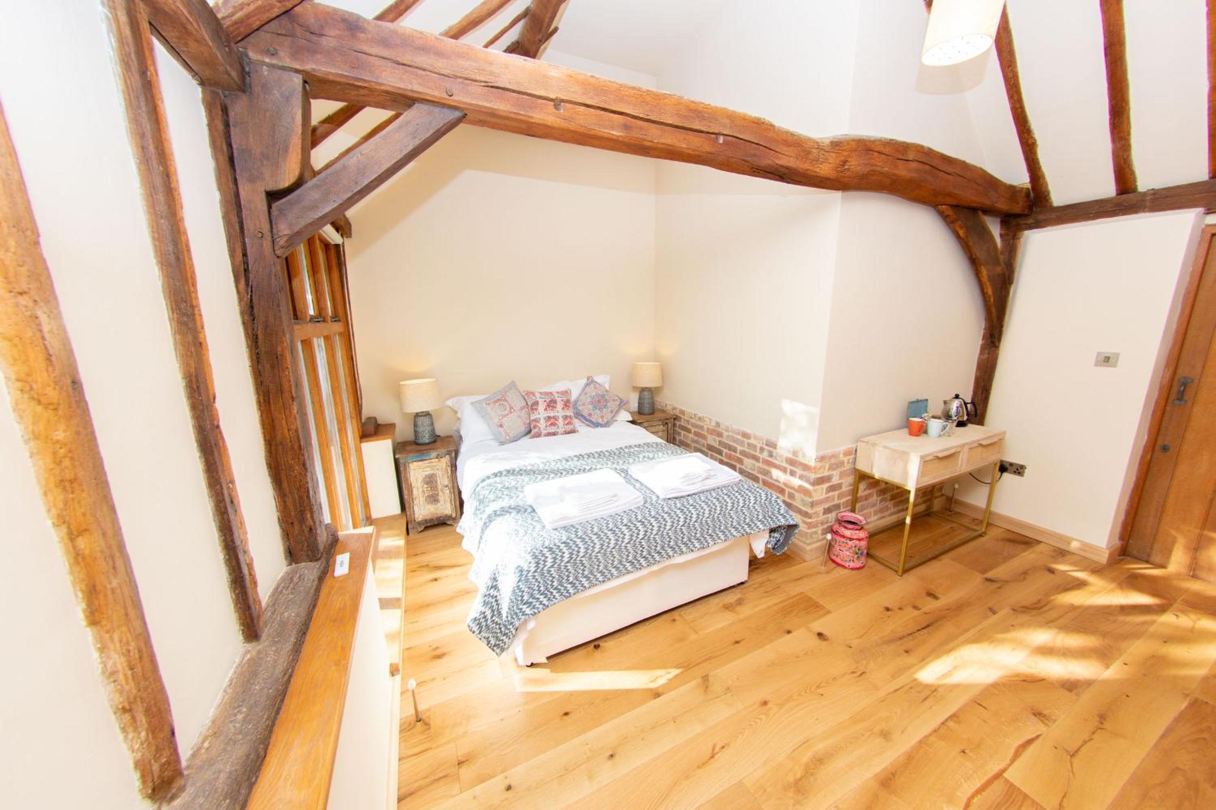 Double Room with Garden View - Photo 6