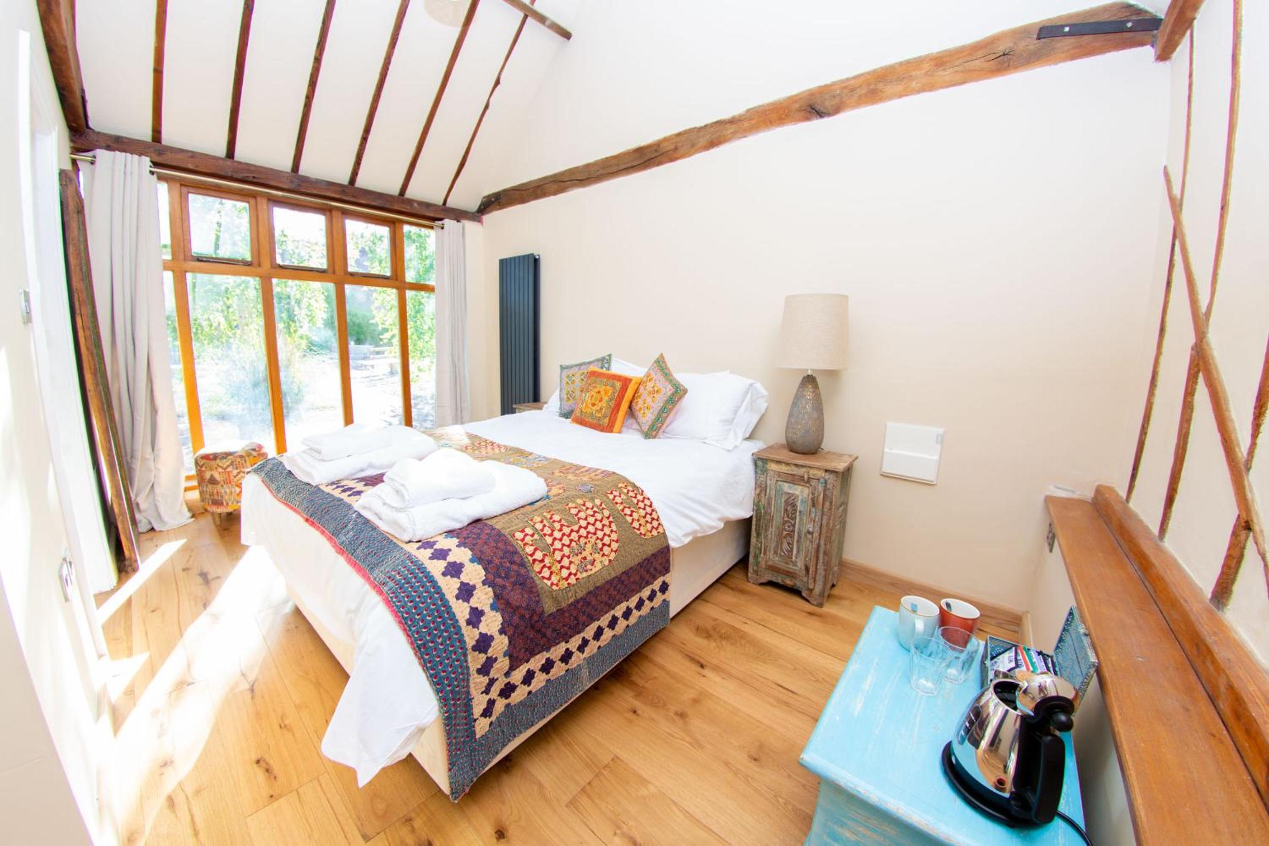 Double Room with Garden View - Photo 8