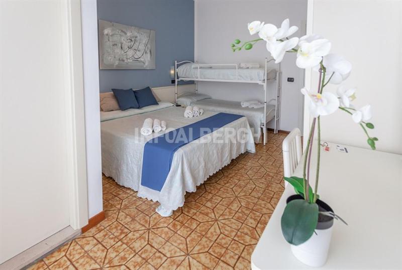 Comfort Quadruple Room - Photo 7