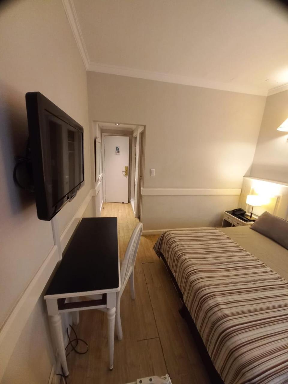 Standard Double Room photo 3