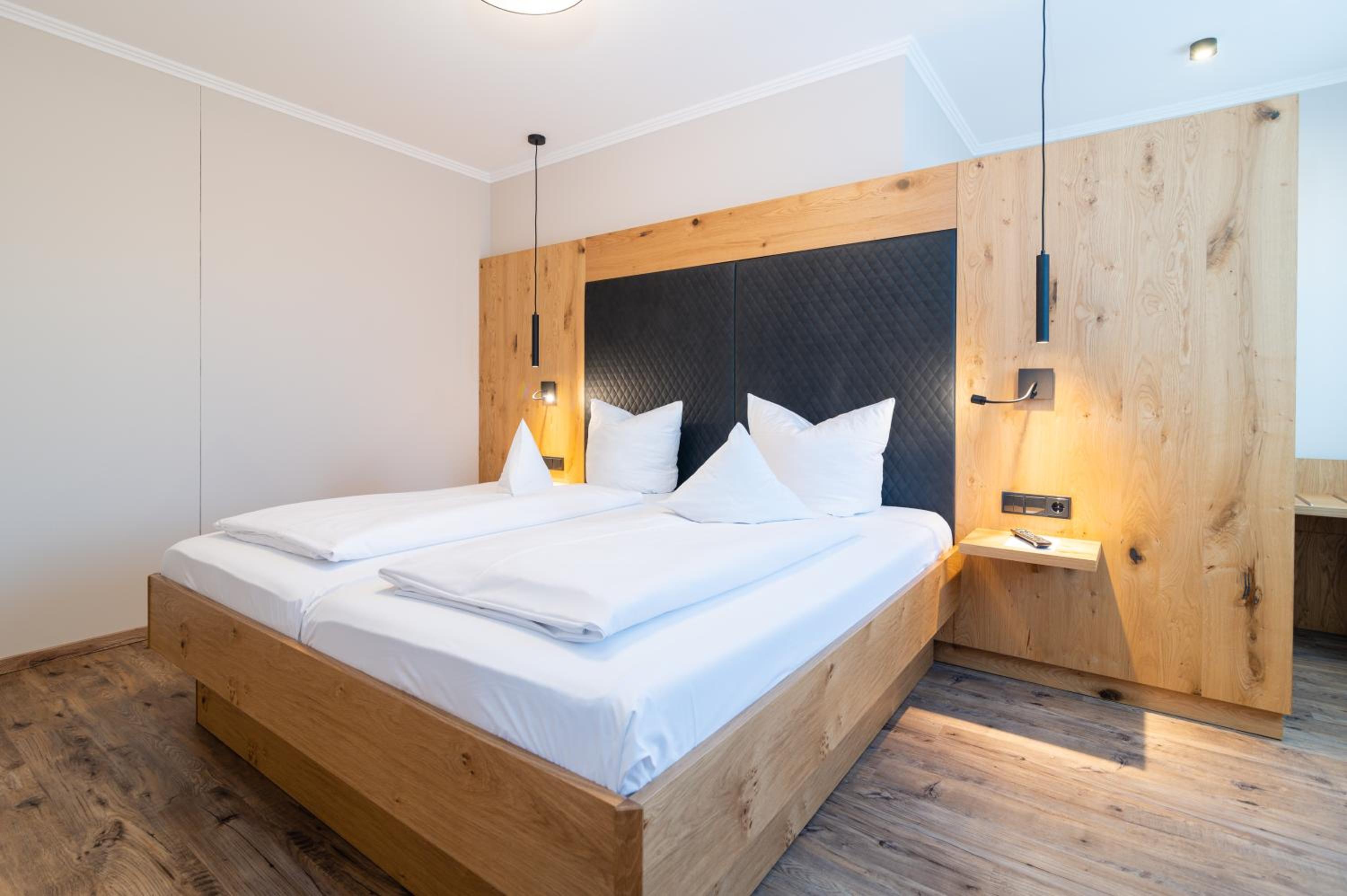 Deluxe Family Suite