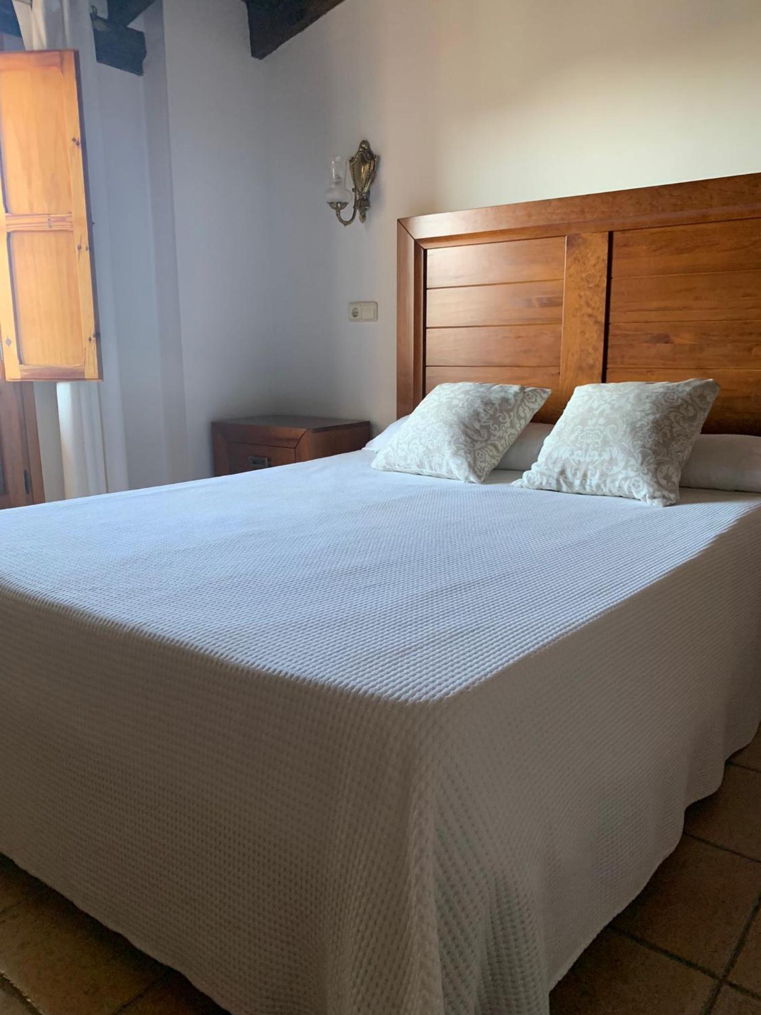 Double Room - Photo 2