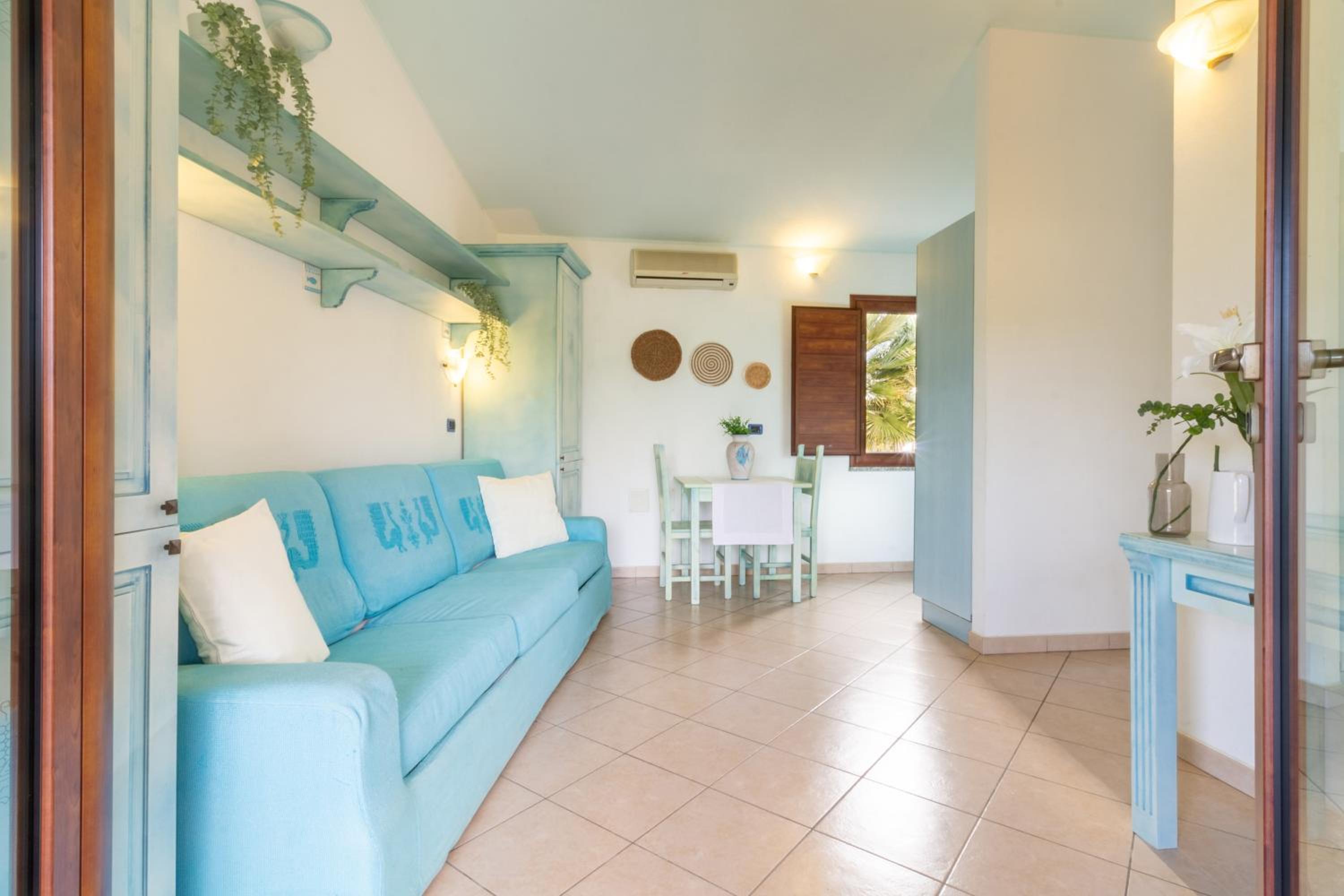 Apartment - Ground Floor photo 2