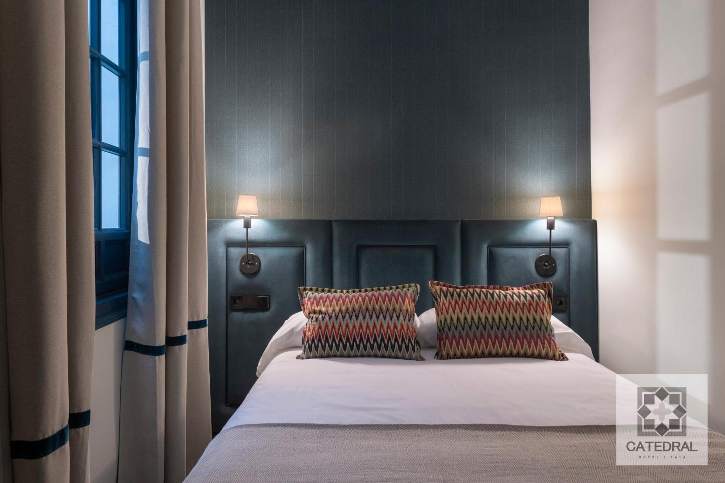 Standard Double Room - Photo 6