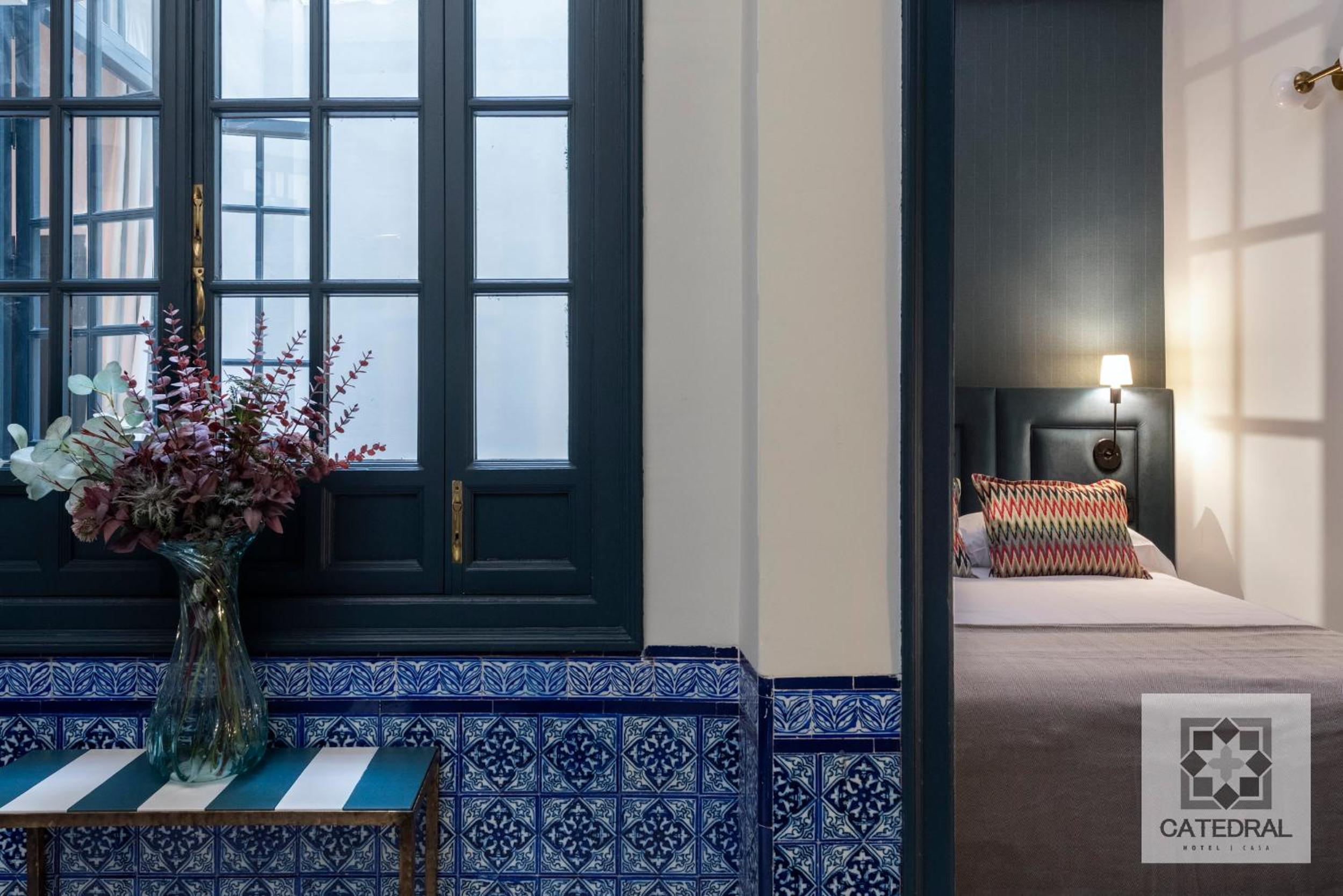 Standard Double Room - Photo 7