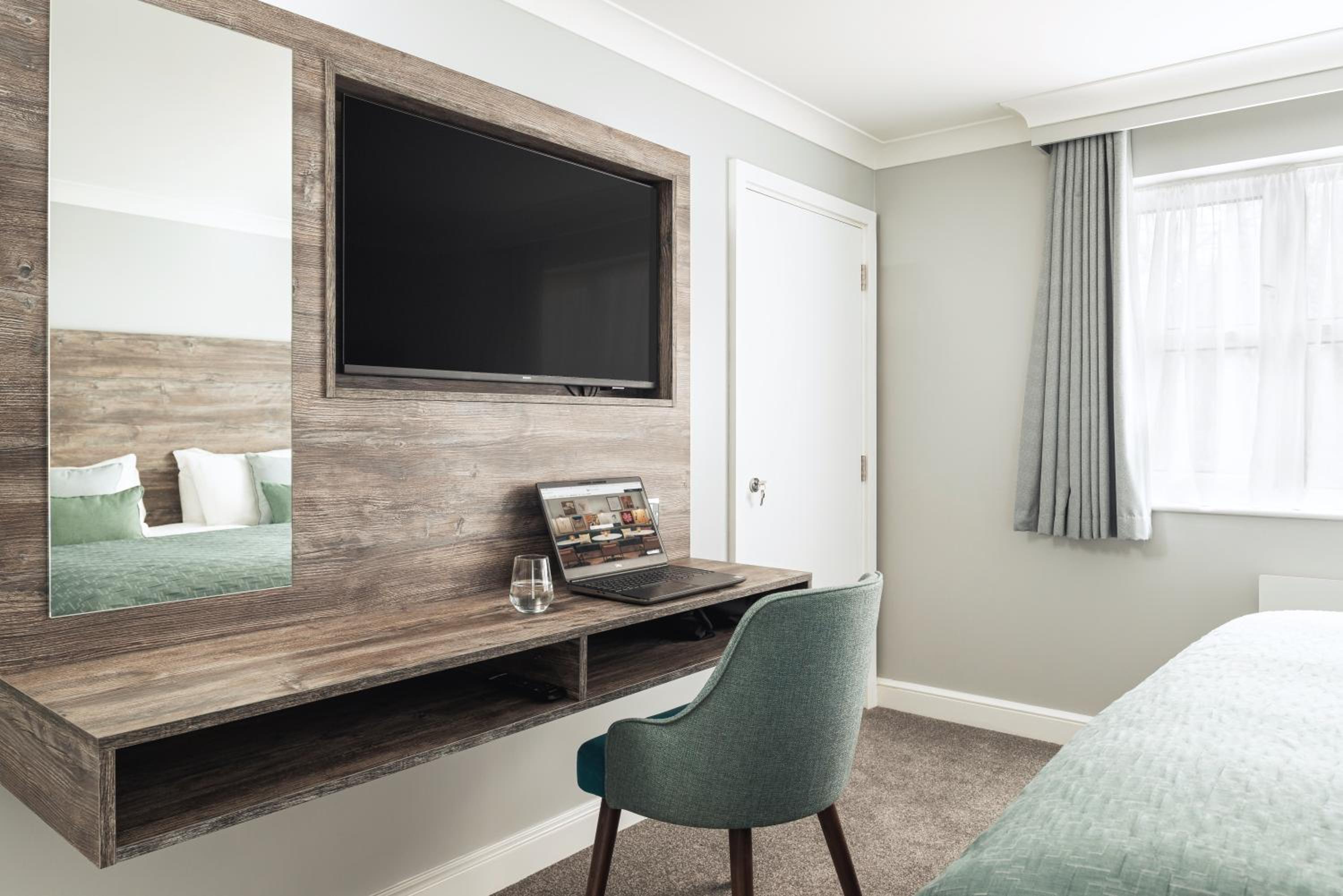 Superior Double or Twin Room - Photo 2