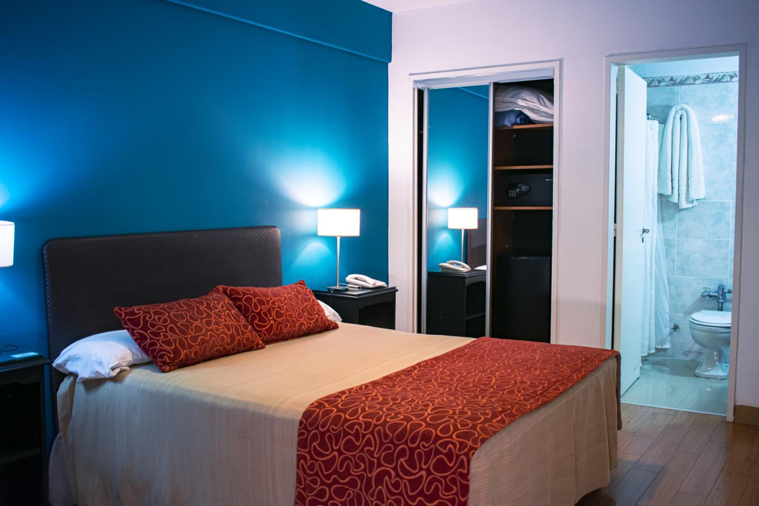 Standard Double Room photo 2