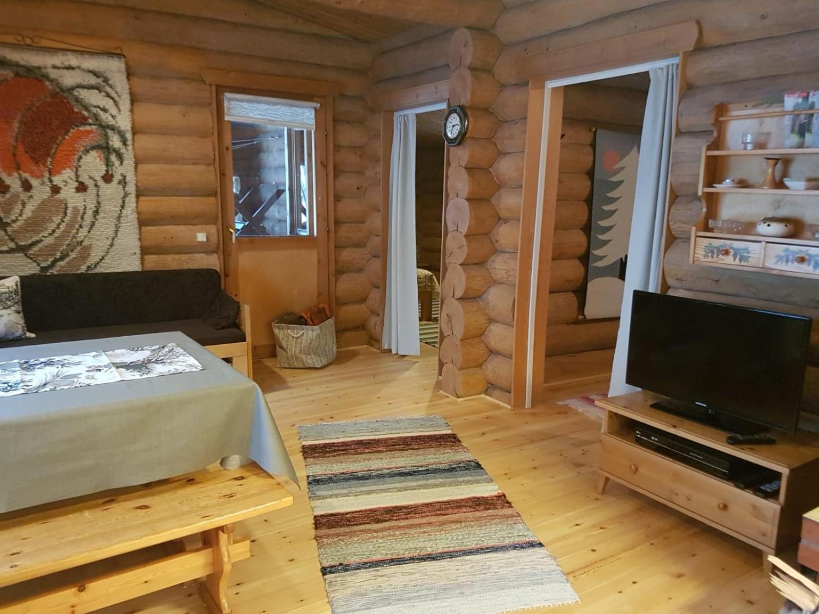 Three-Bedroom Chalet photo 1