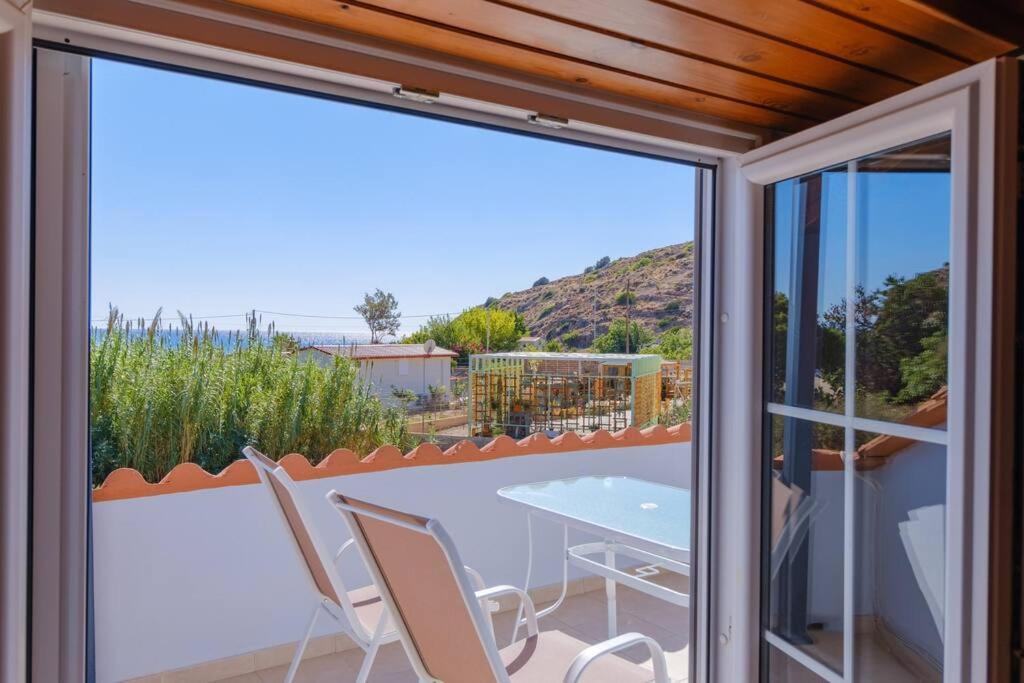 Three-Bedroom Villa photo 2