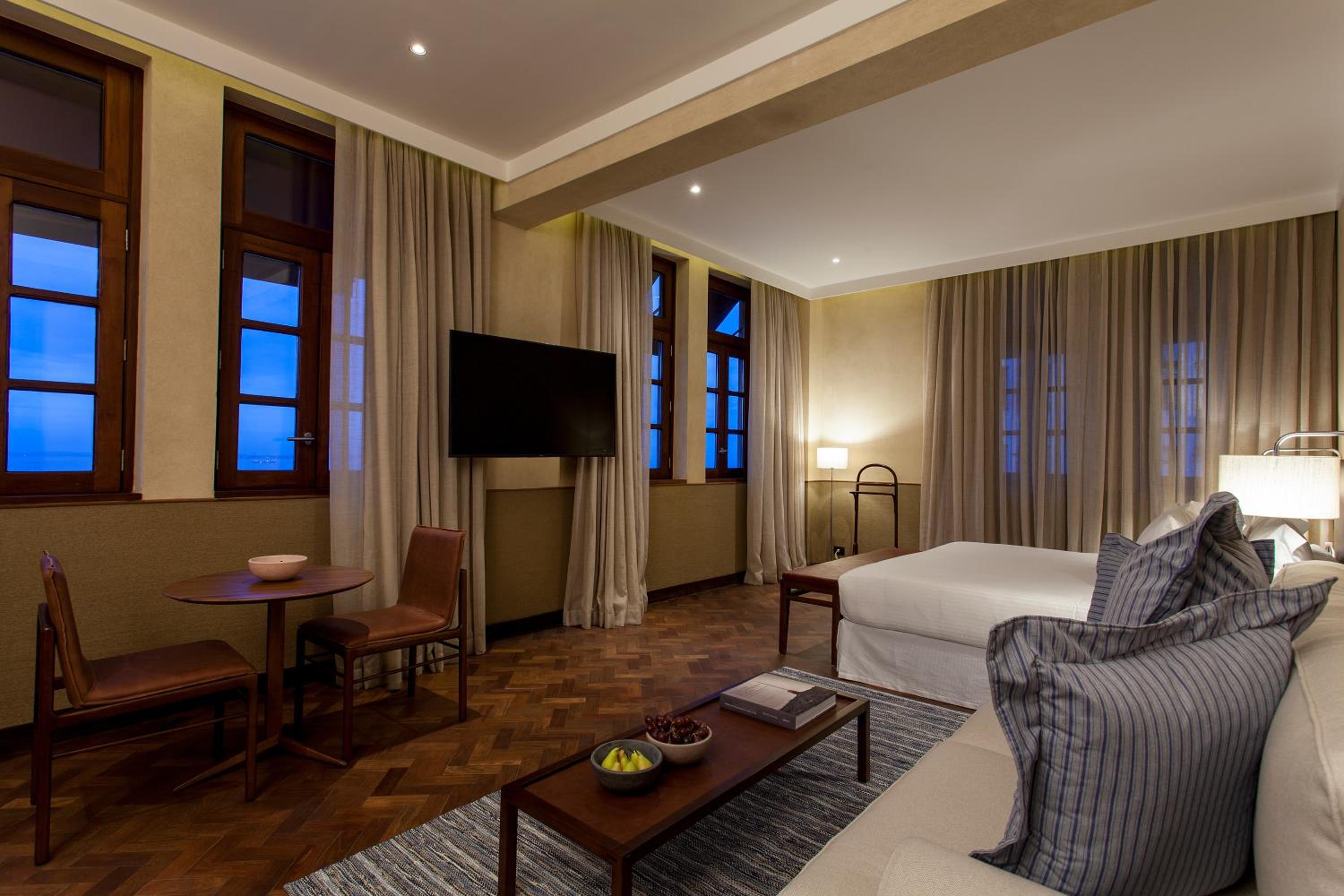 Junior Suite with Sea View - Photo 5
