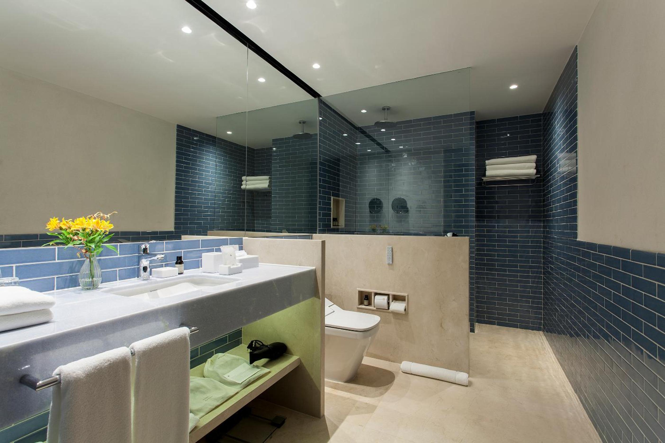 Junior Suite with Sea View - Photo 7