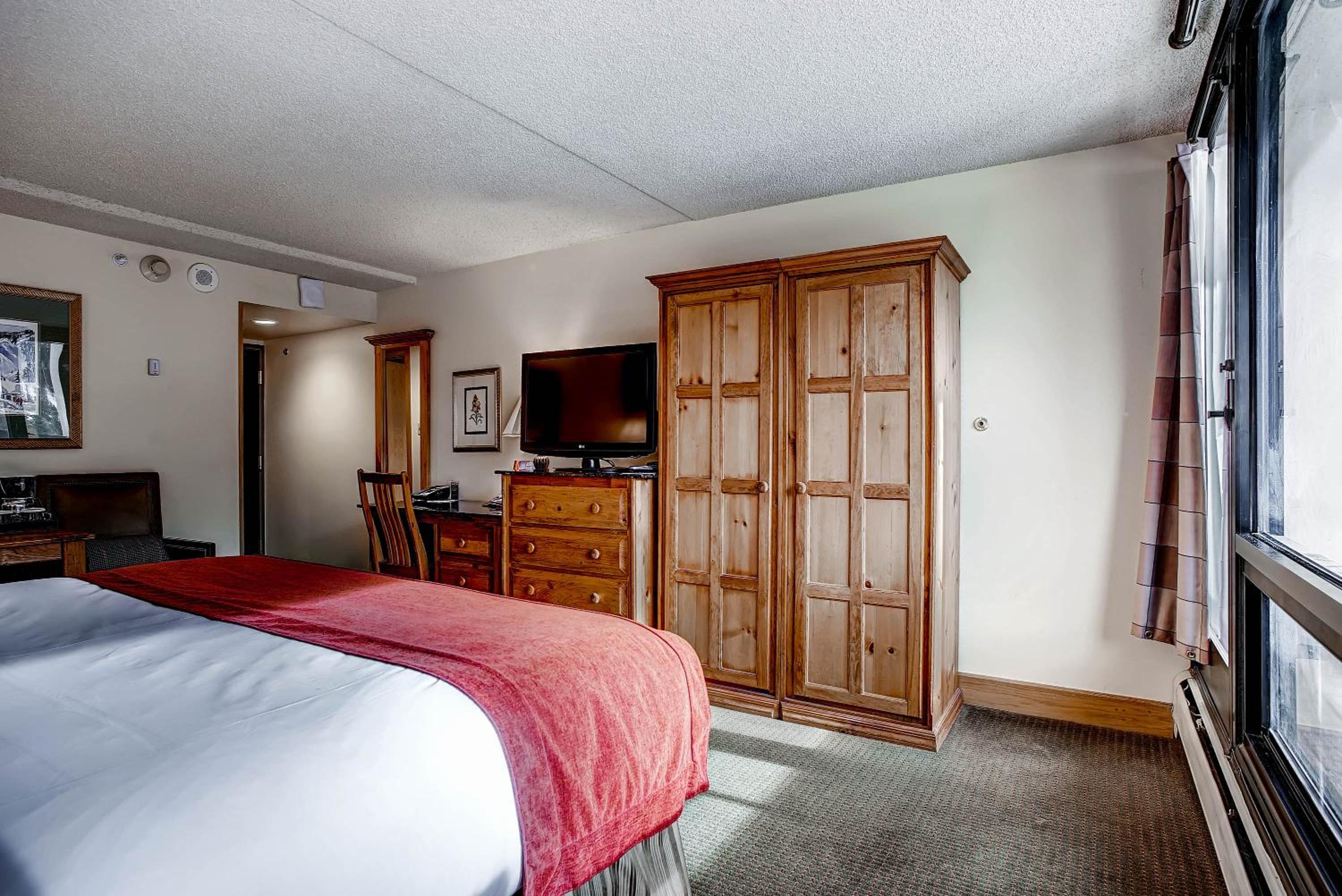 Double Room - Photo 10