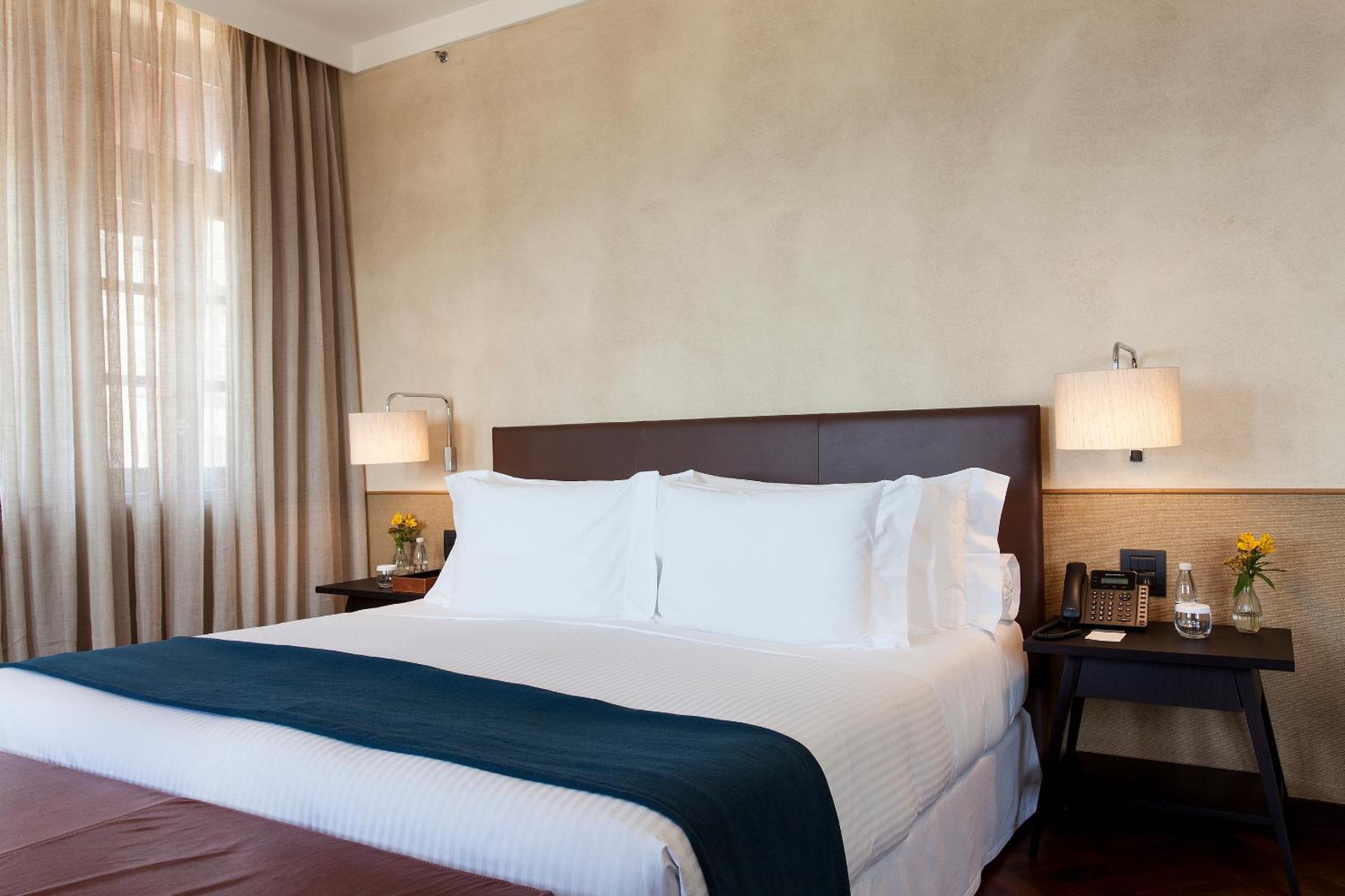 Junior Suite with Sea View - Photo 2