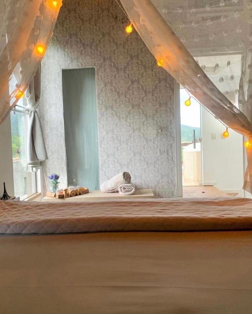 Large Double or Twin Room photo 2