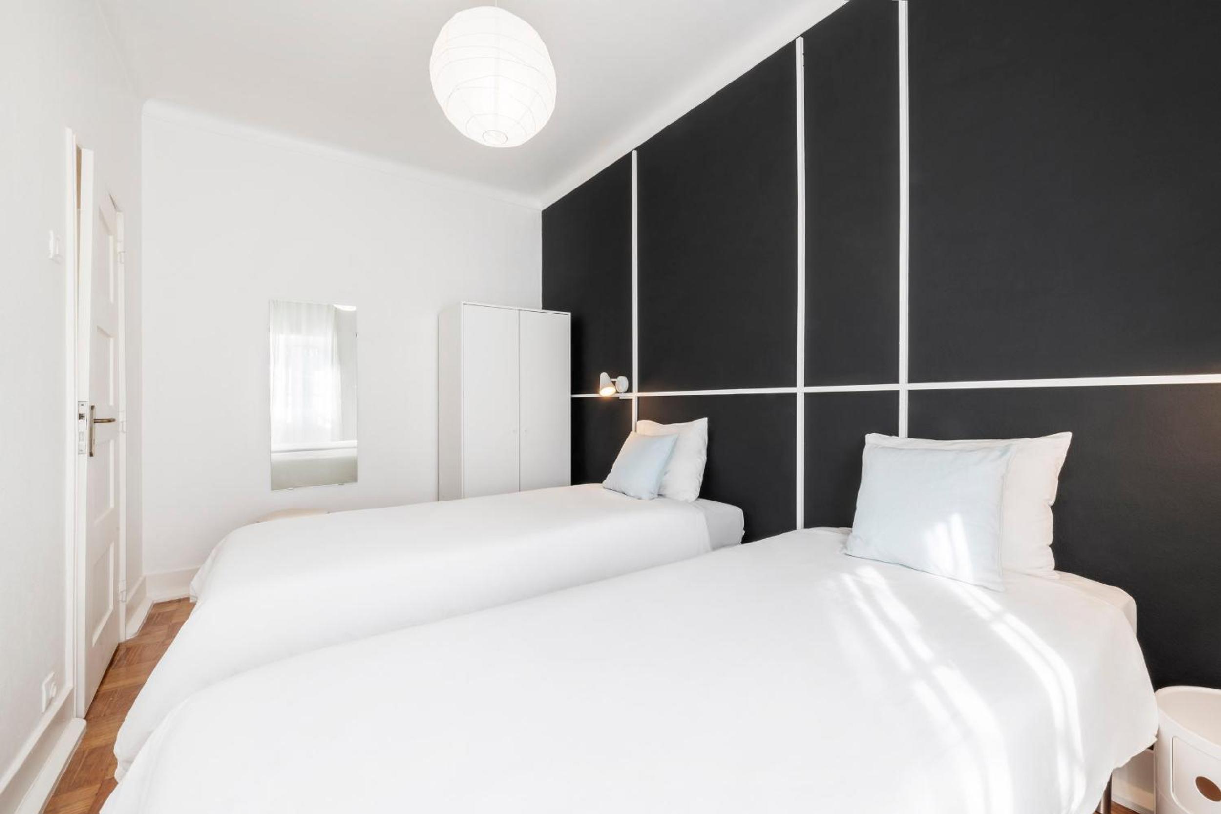 Two-Bedroom Apartment - Photo 17