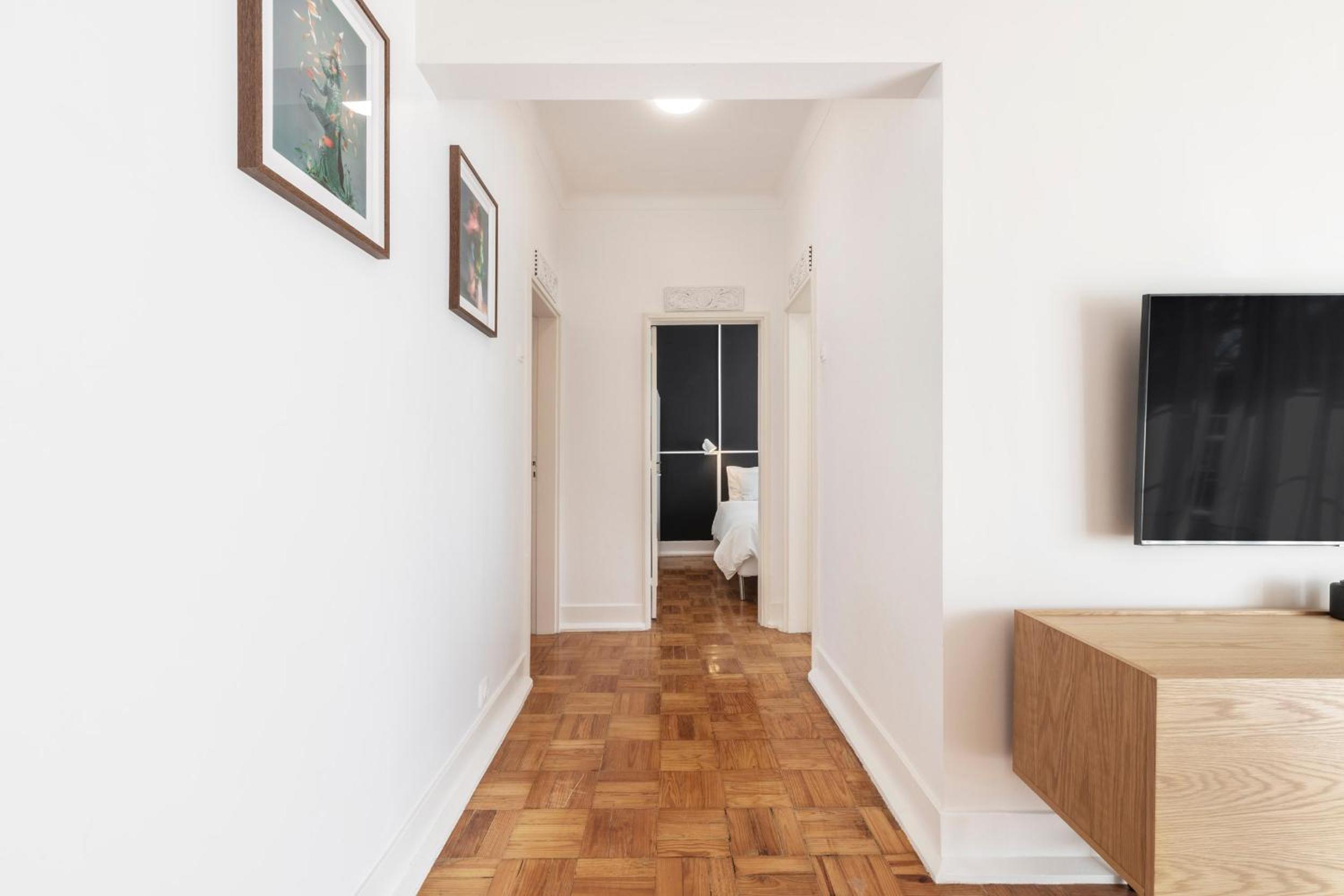 Two-Bedroom Apartment - Photo 15