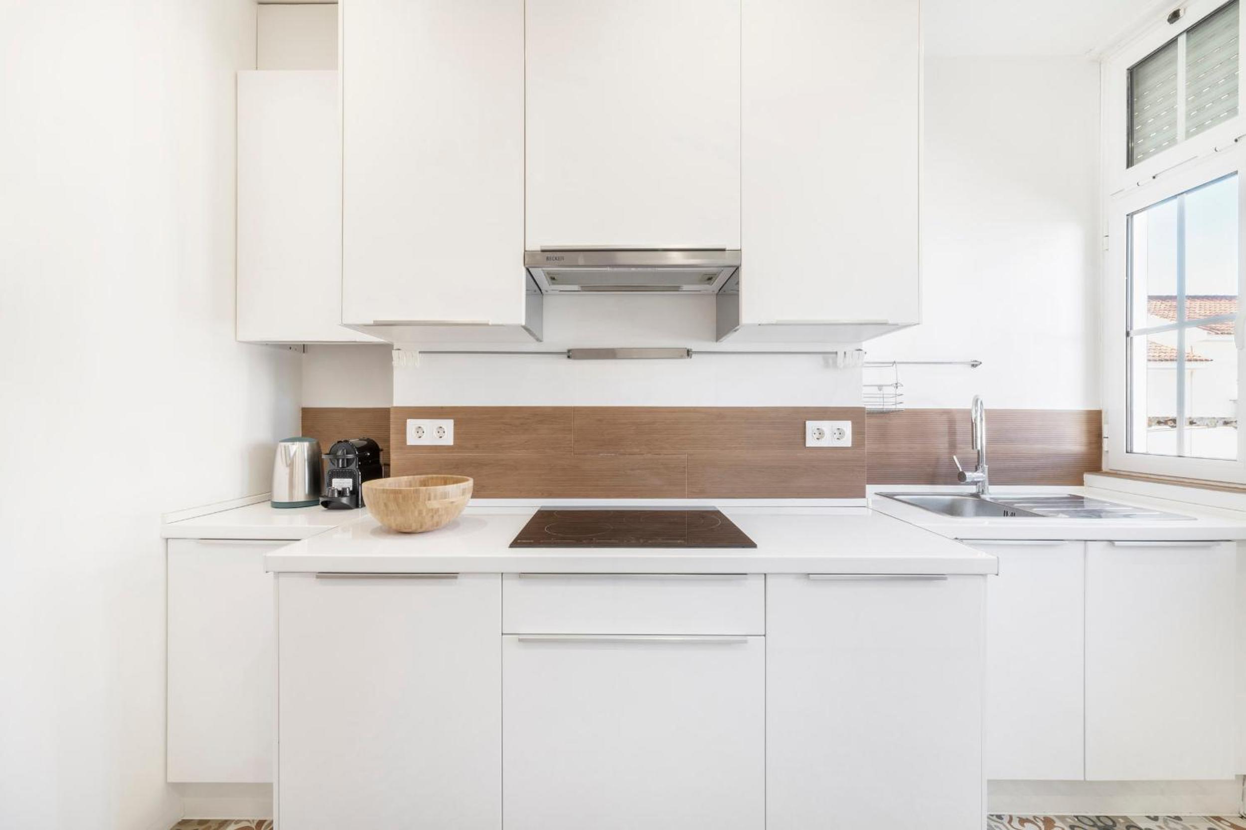 Two-Bedroom Apartment - Photo 18