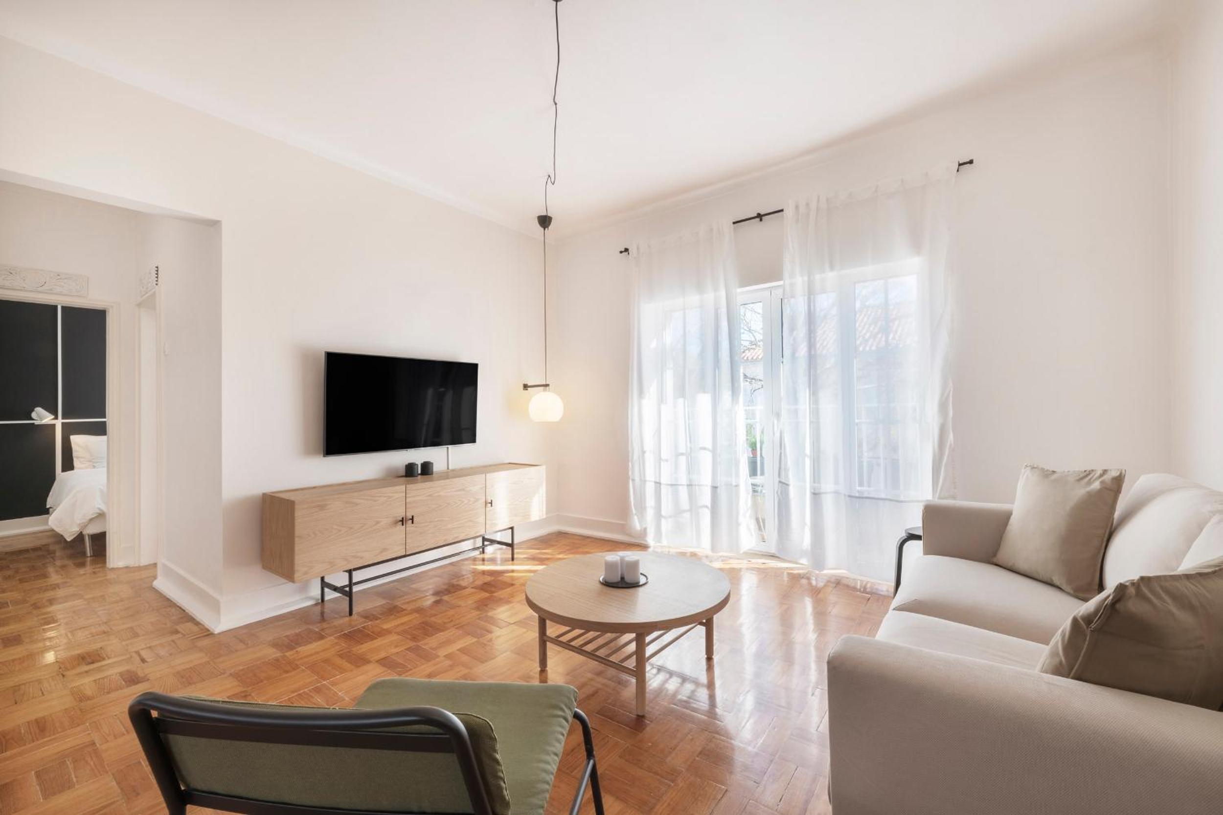 Two-Bedroom Apartment - Photo 4