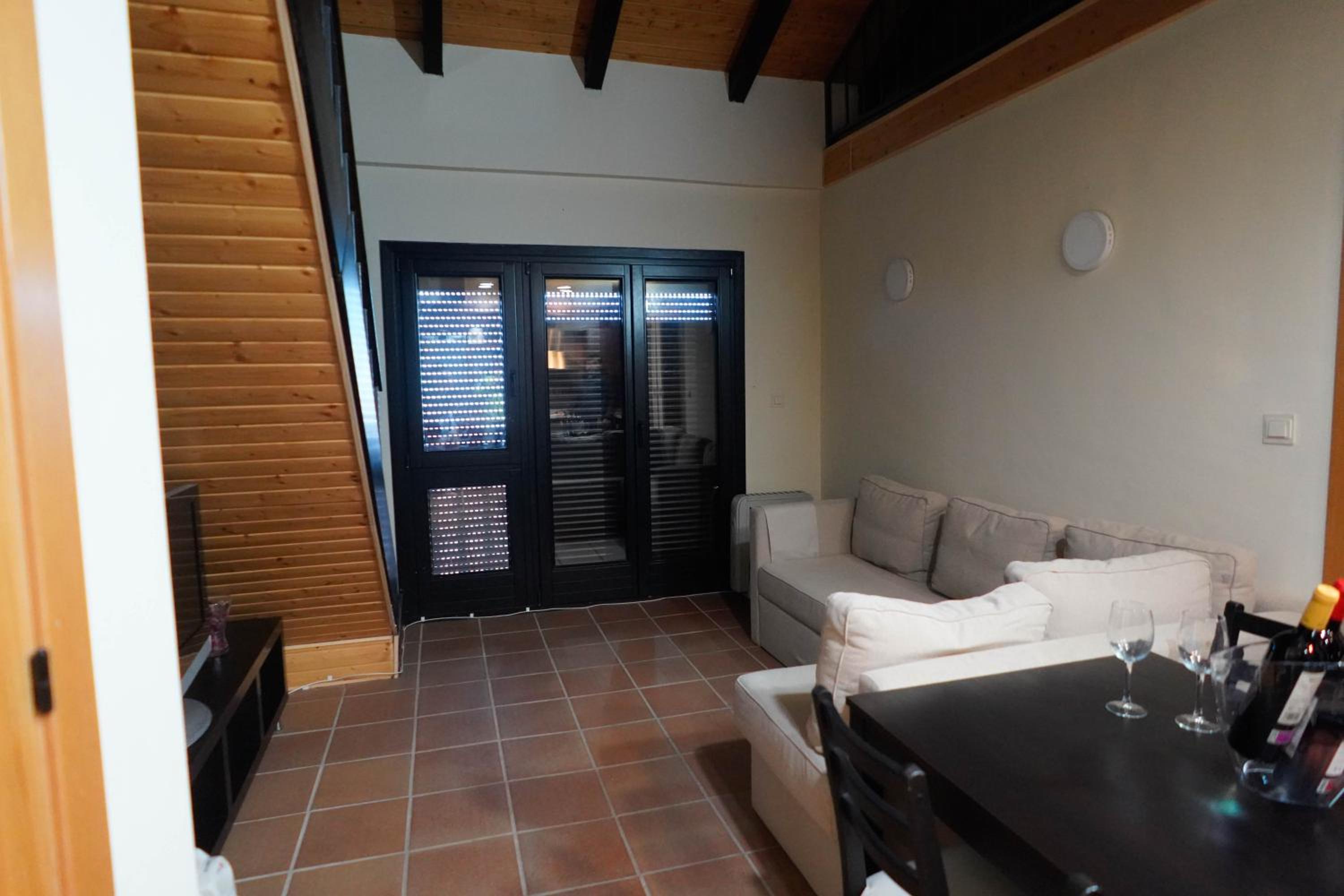 Apartamento Dúplex con Balcón y Vistas