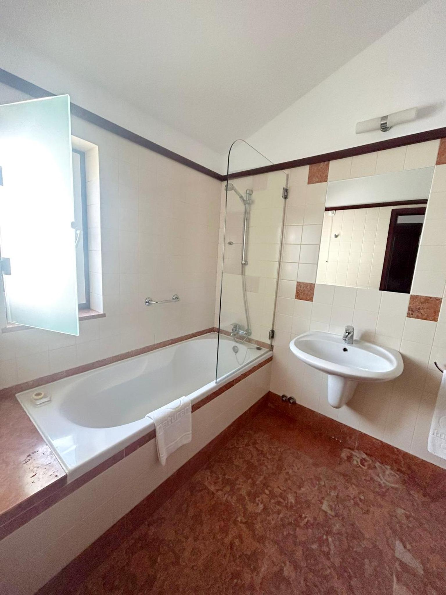 One-Bedroom Villa photo 2